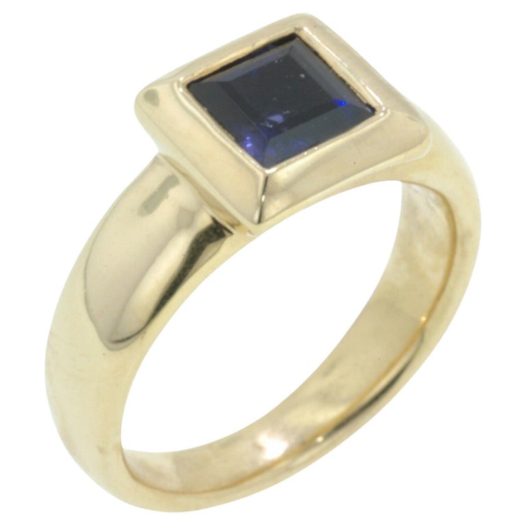 Hammer and Sohne 18K Yellow Gold Ring with Square Cut Faceted Iolite