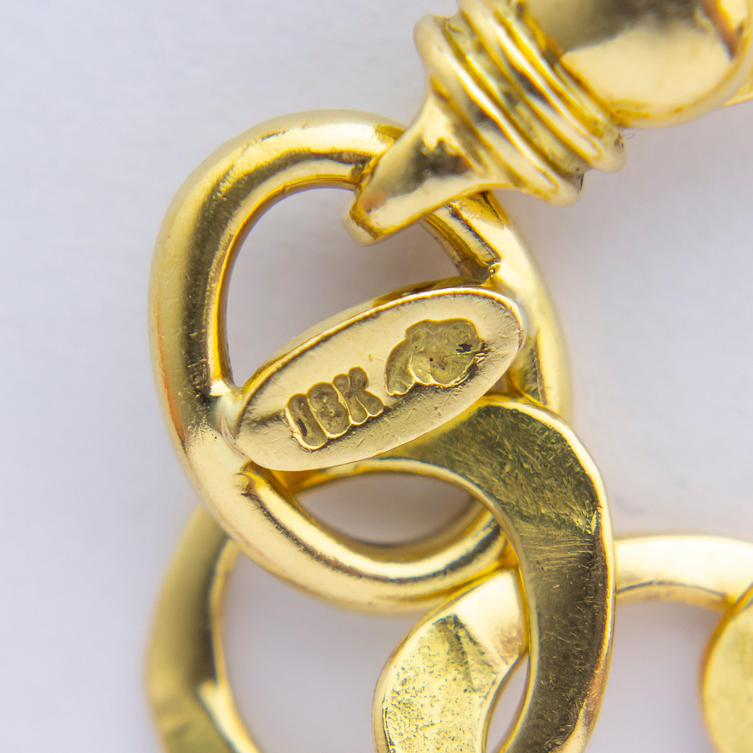 Bracelet martelé en or jaune 18 carats en vente 2