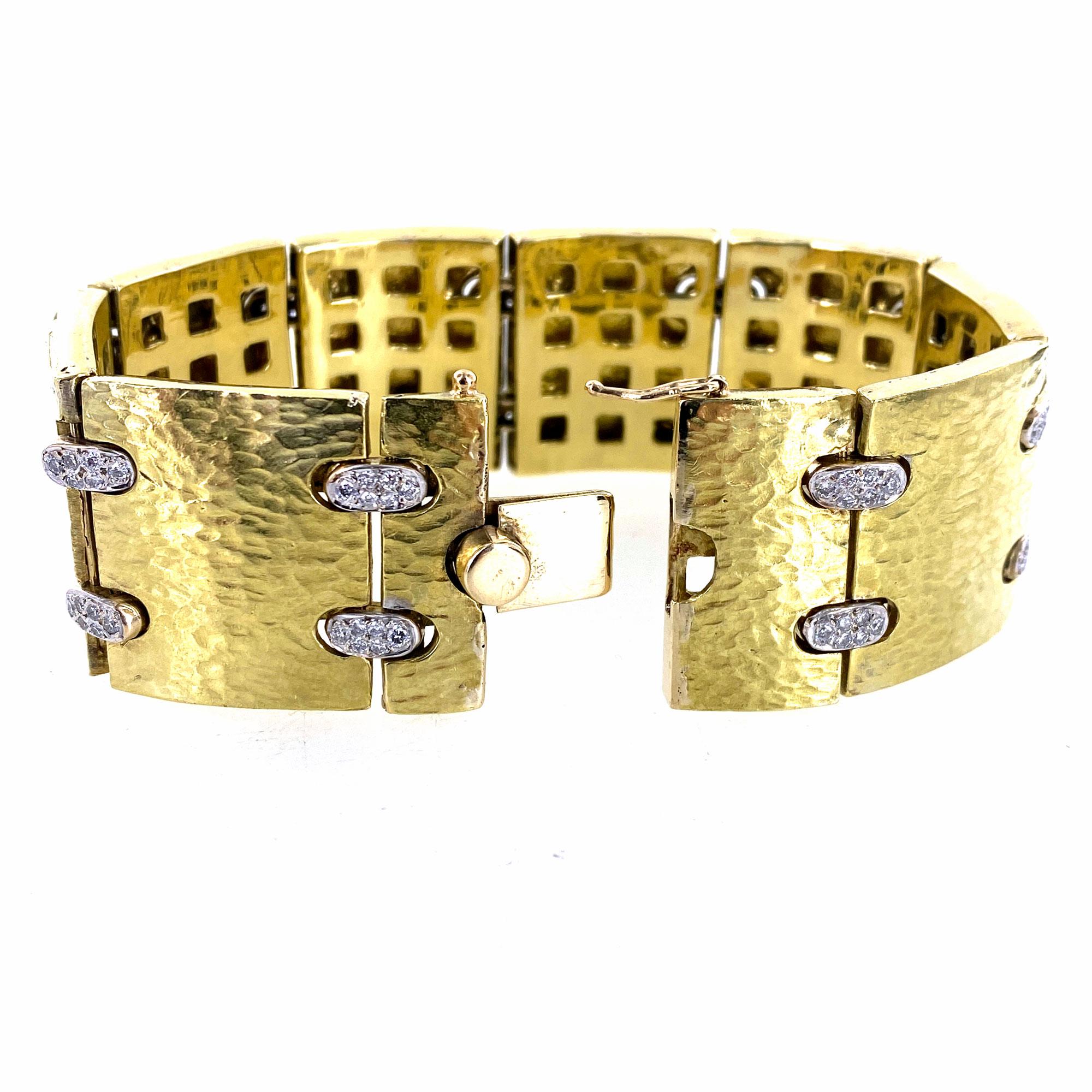 Round Cut Hammered 18 Karat Yellow Gold Diamond Wide Link Bracelet