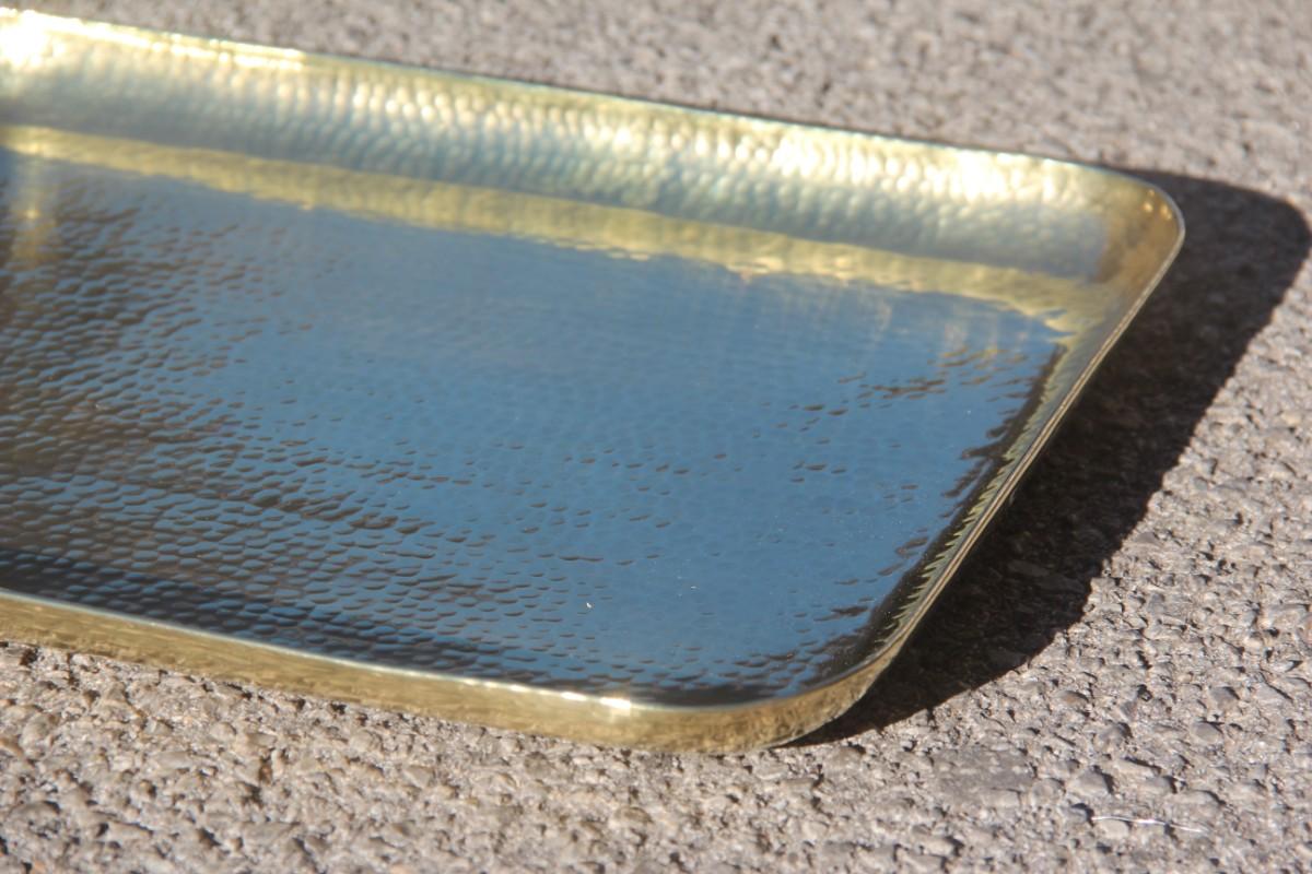 Late 20th Century Hammered and Hand-Worked Rectangular Tray in Polished Brass 1970s Italian Design