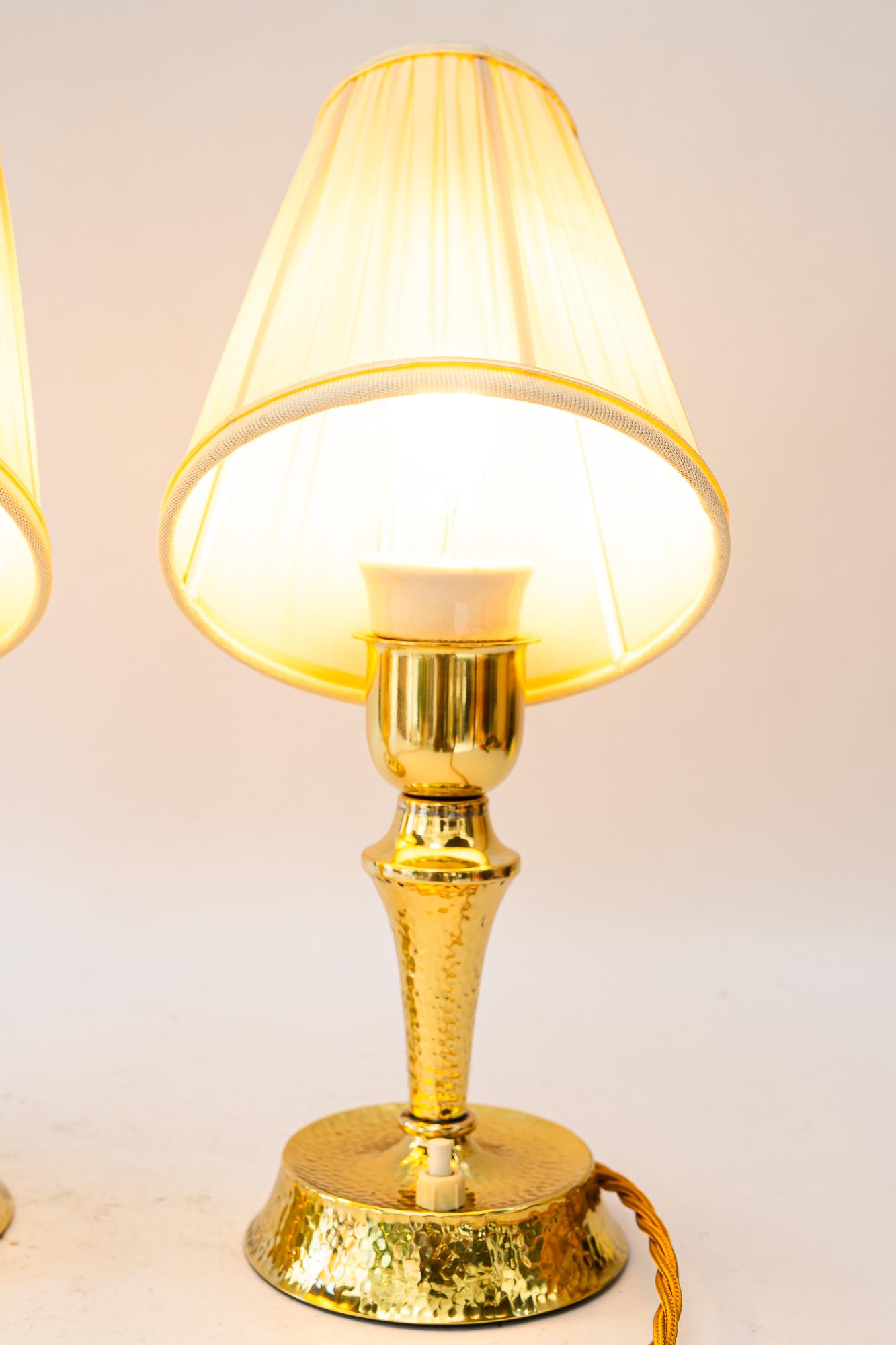 Hammered art deco brass table lamp with fabric shades vienna around 1920s For Sale 8