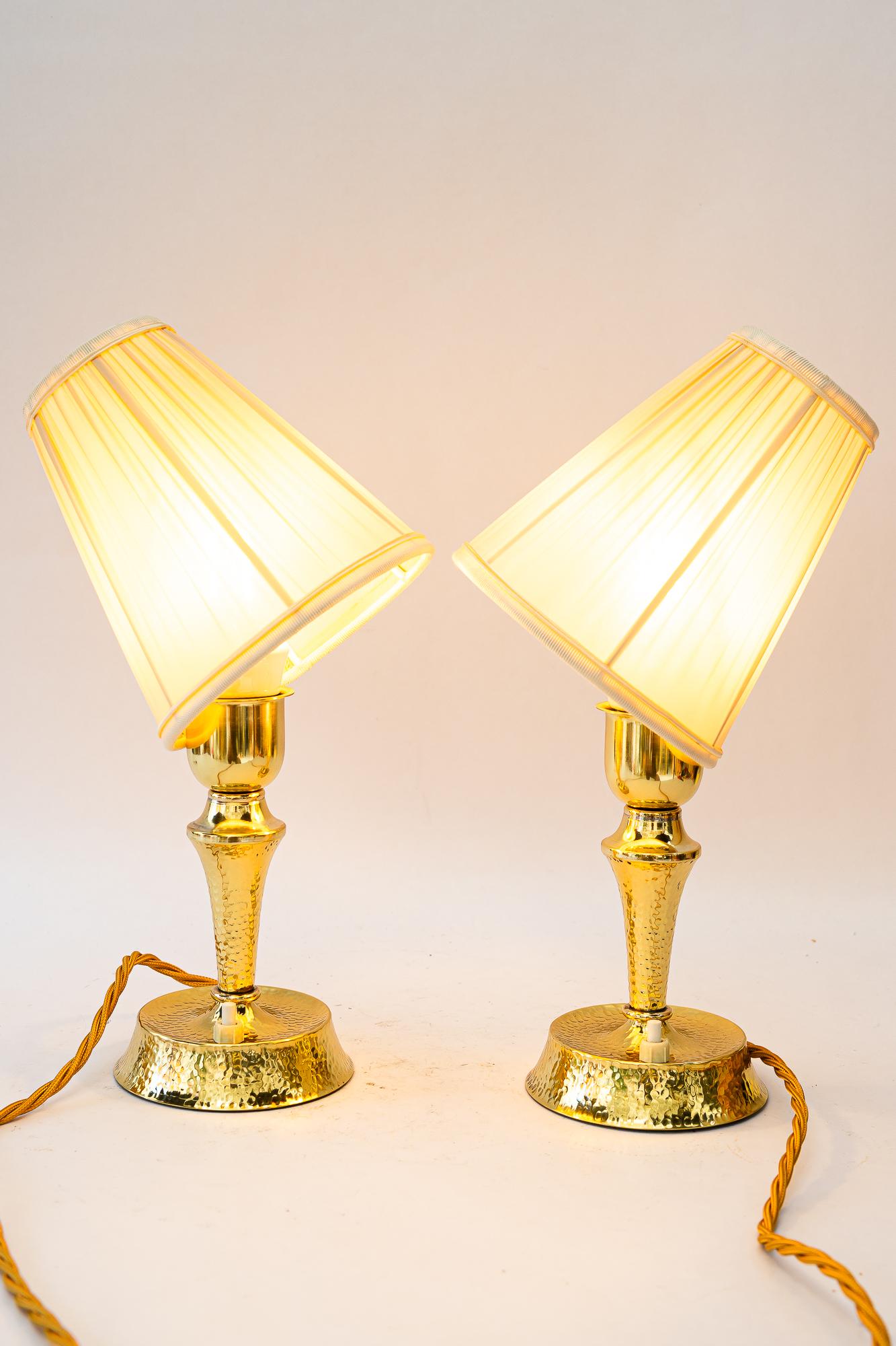 Hammered art deco brass table lamp with fabric shades vienna around 1920s For Sale 9