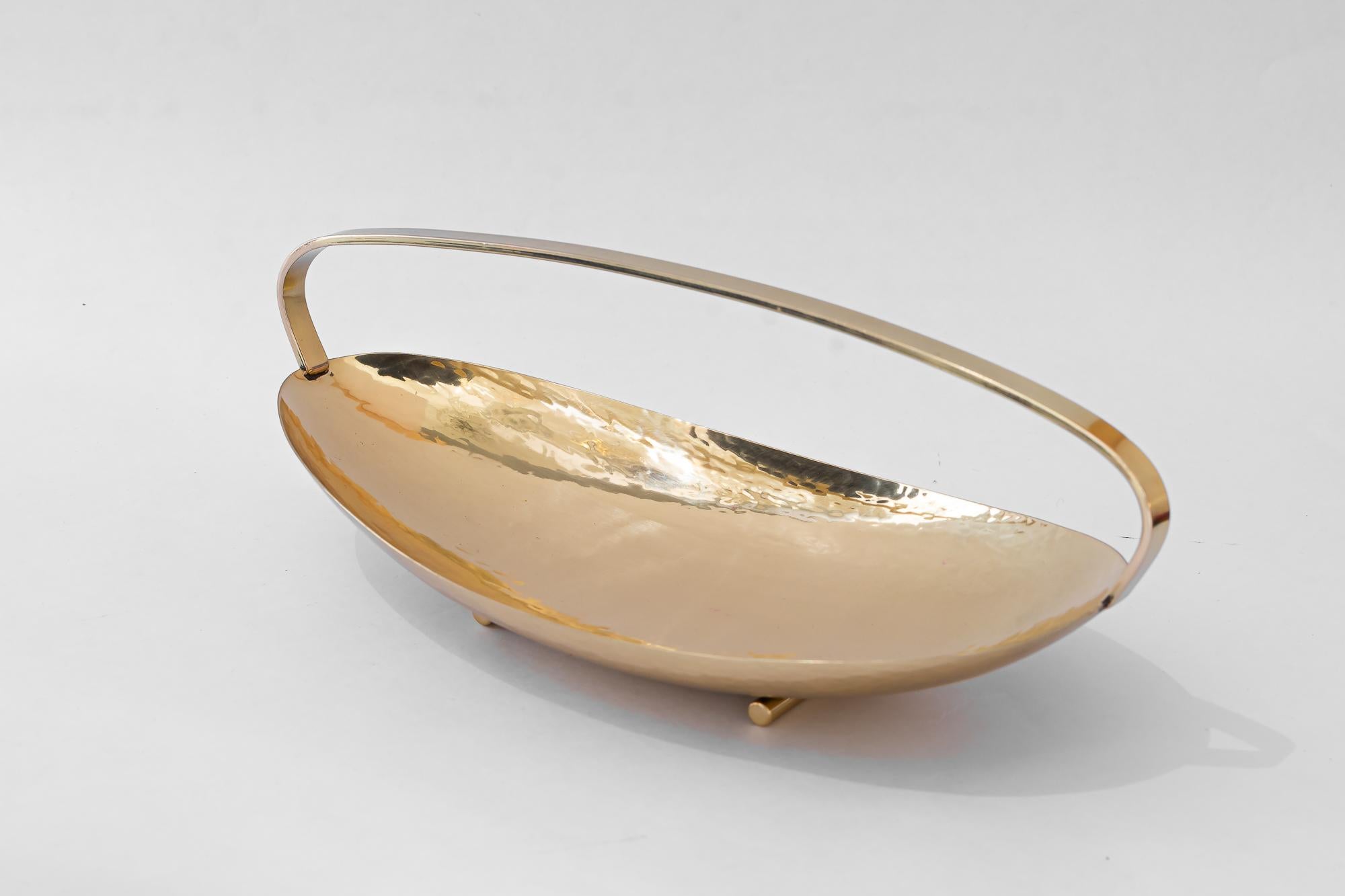 Art Deco Hammered brass bowl vienna around 1920s For Sale