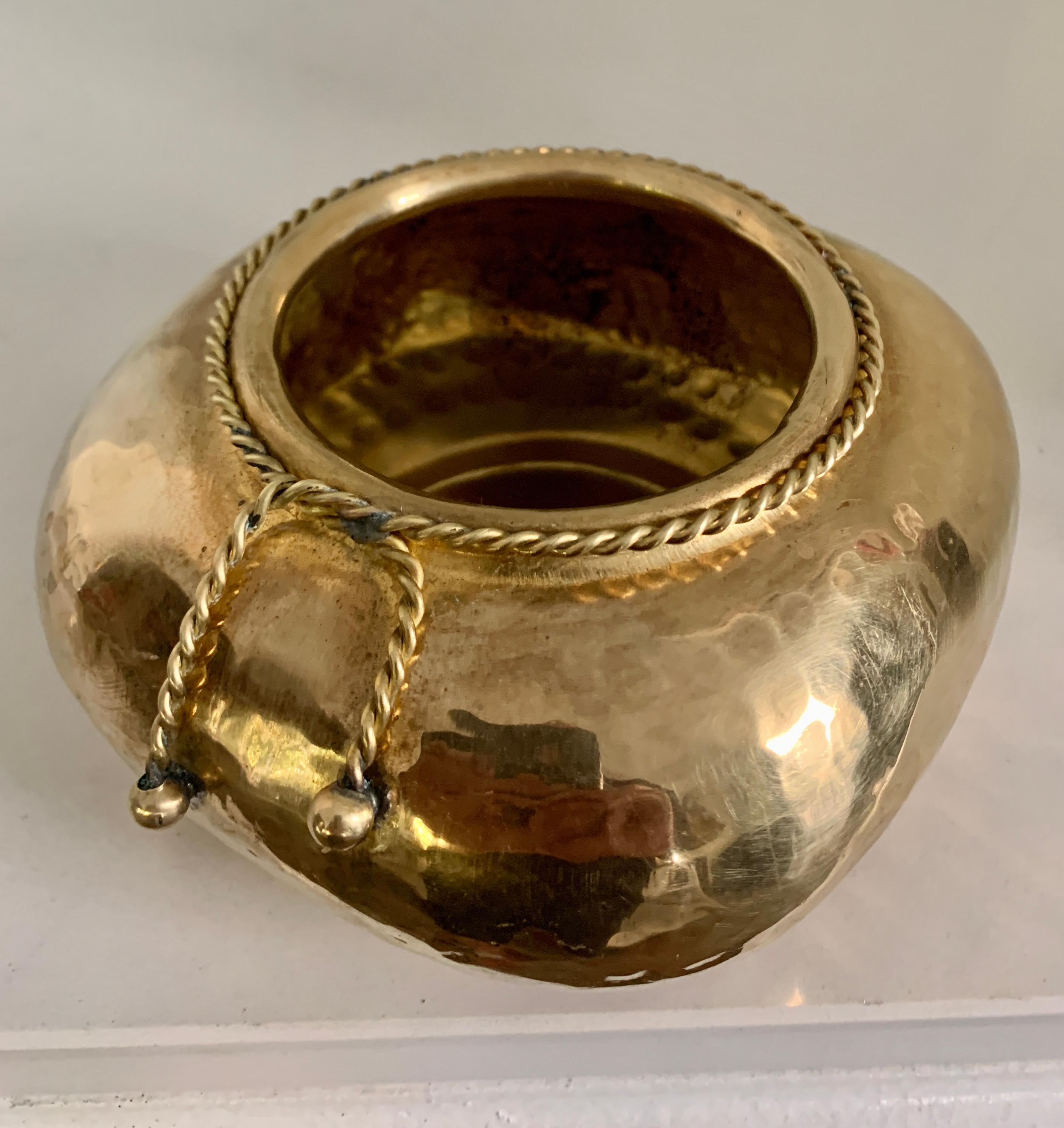 Hammered Brass Jardiniere with Brass Rope 4