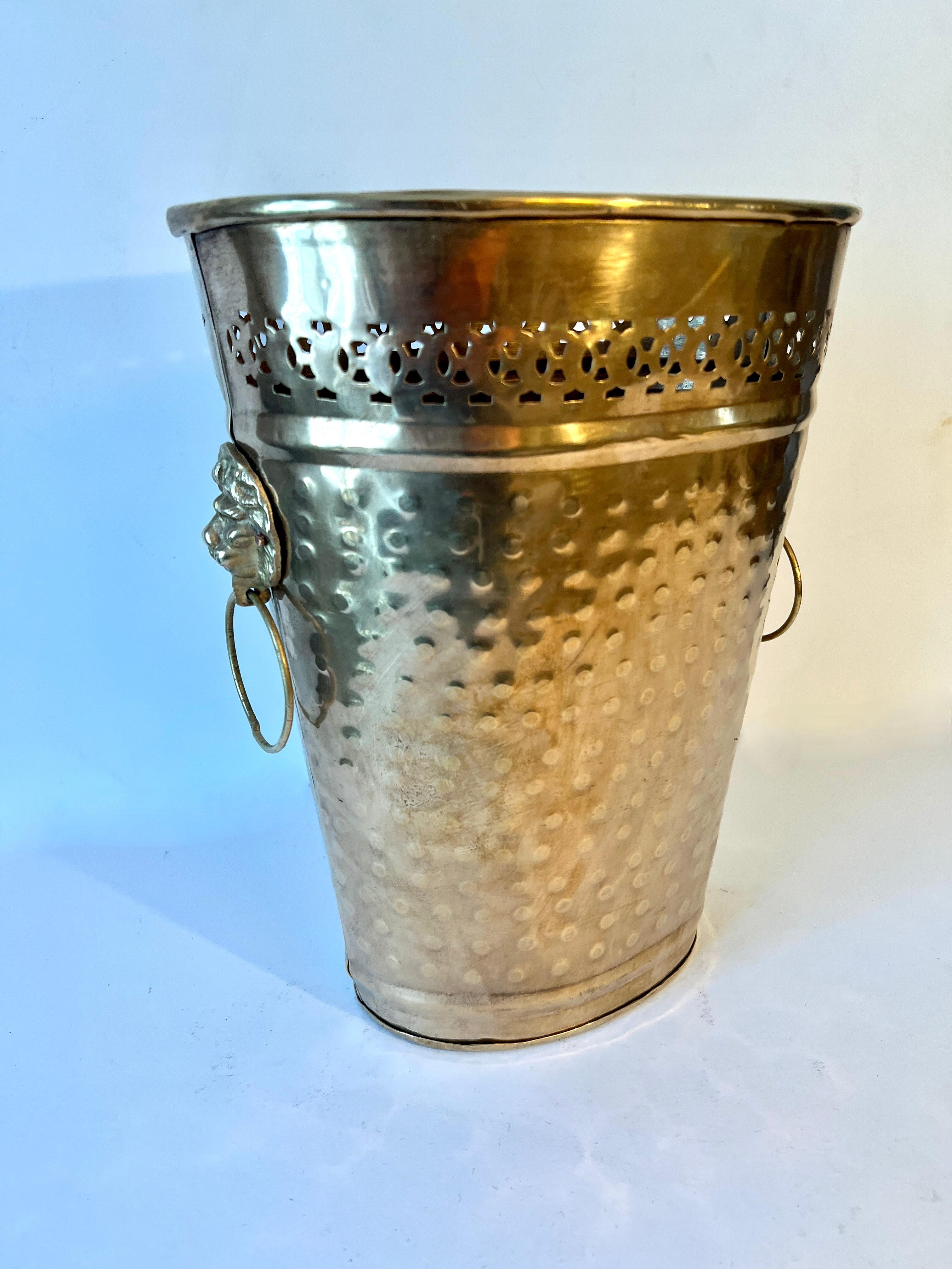 Mid-Century Modern Hammered Brass Oval Waste Bin with Lion and Ring Handles For Sale