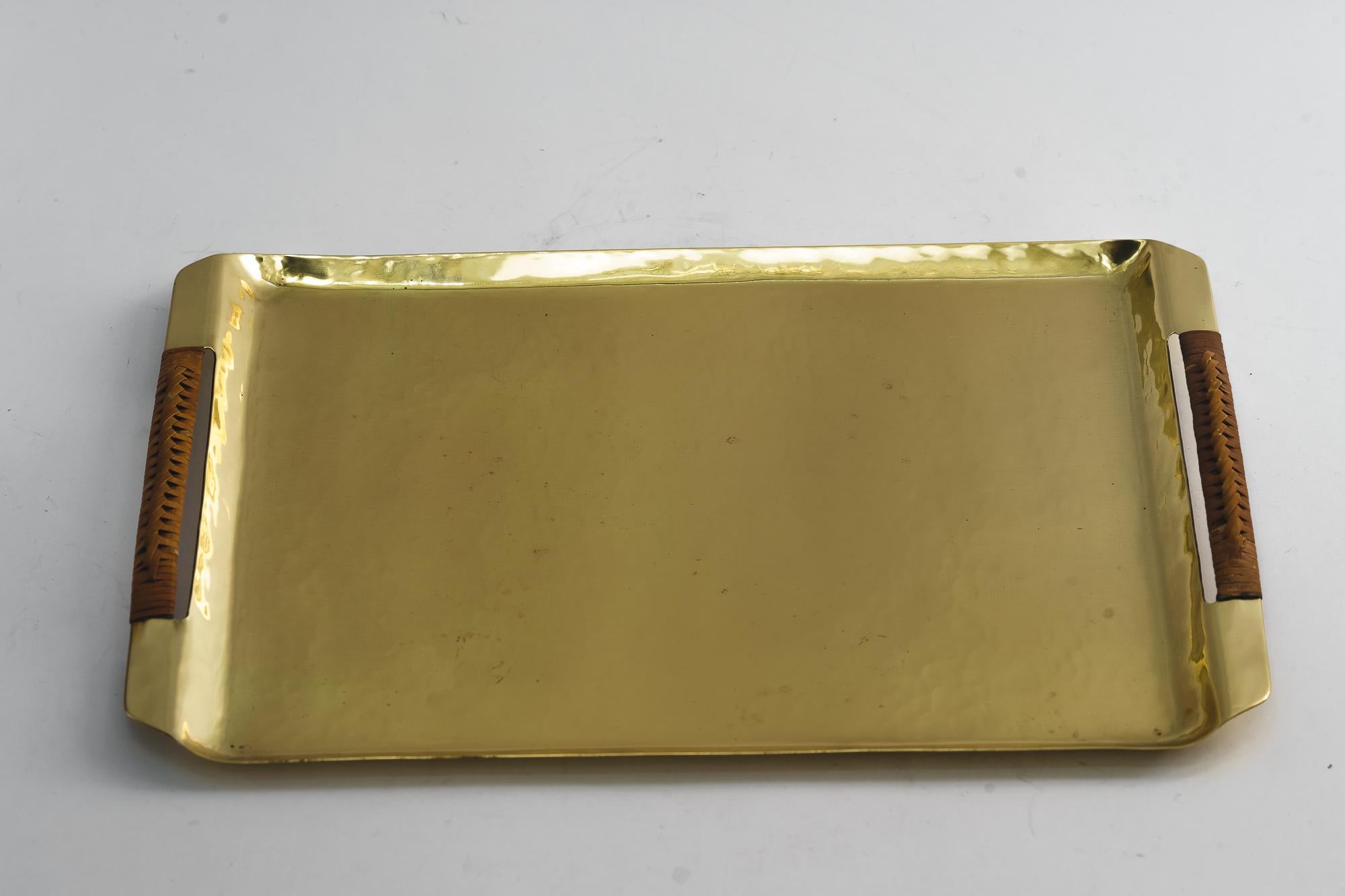 Mid-Century Modern Hammered Brass Serving plate with wicker vienna around 1950s For Sale