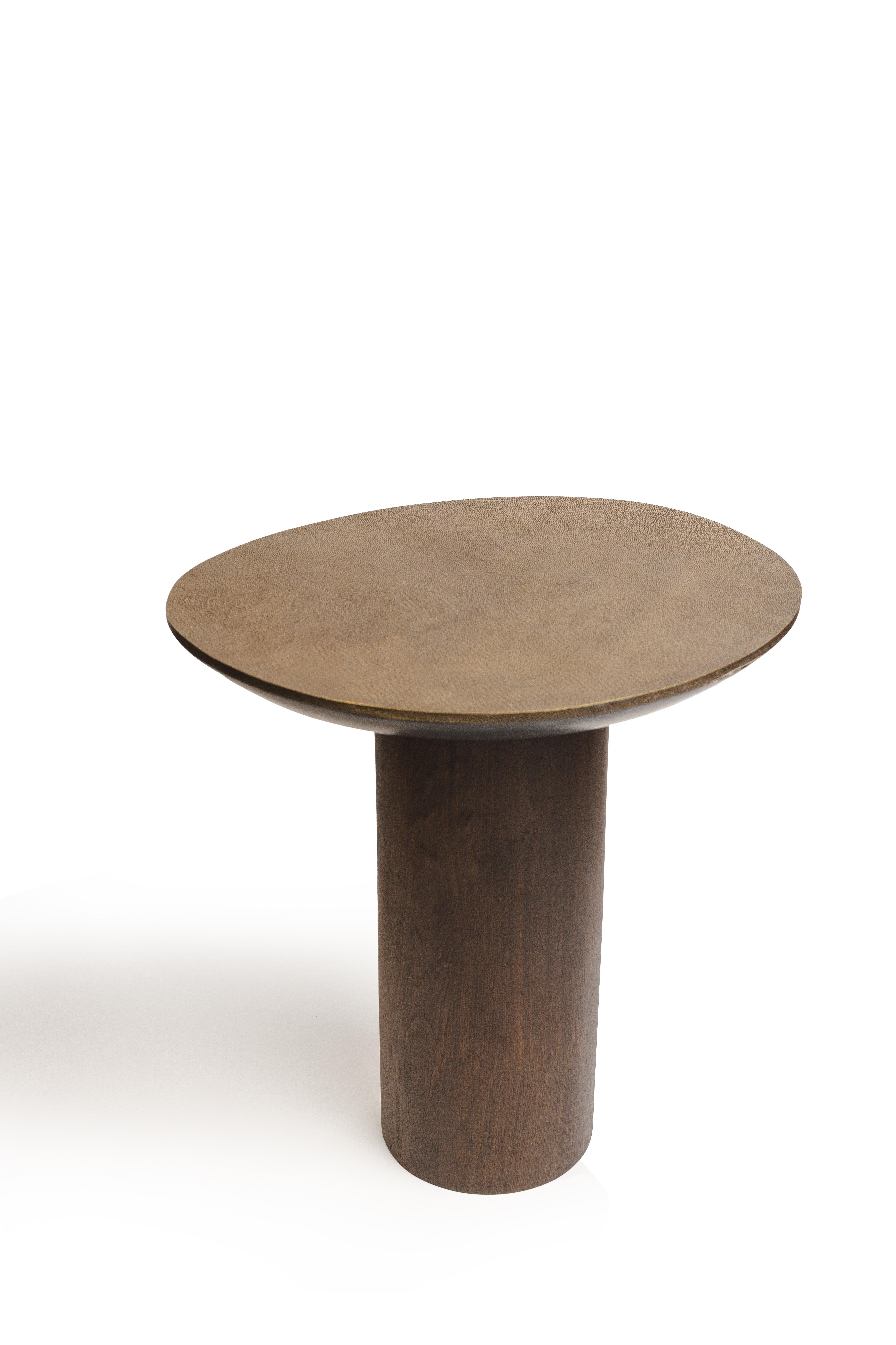 Hammered brass side table – textured decorative table (L60cm x L70 cm x H 48 cm) For Sale 2