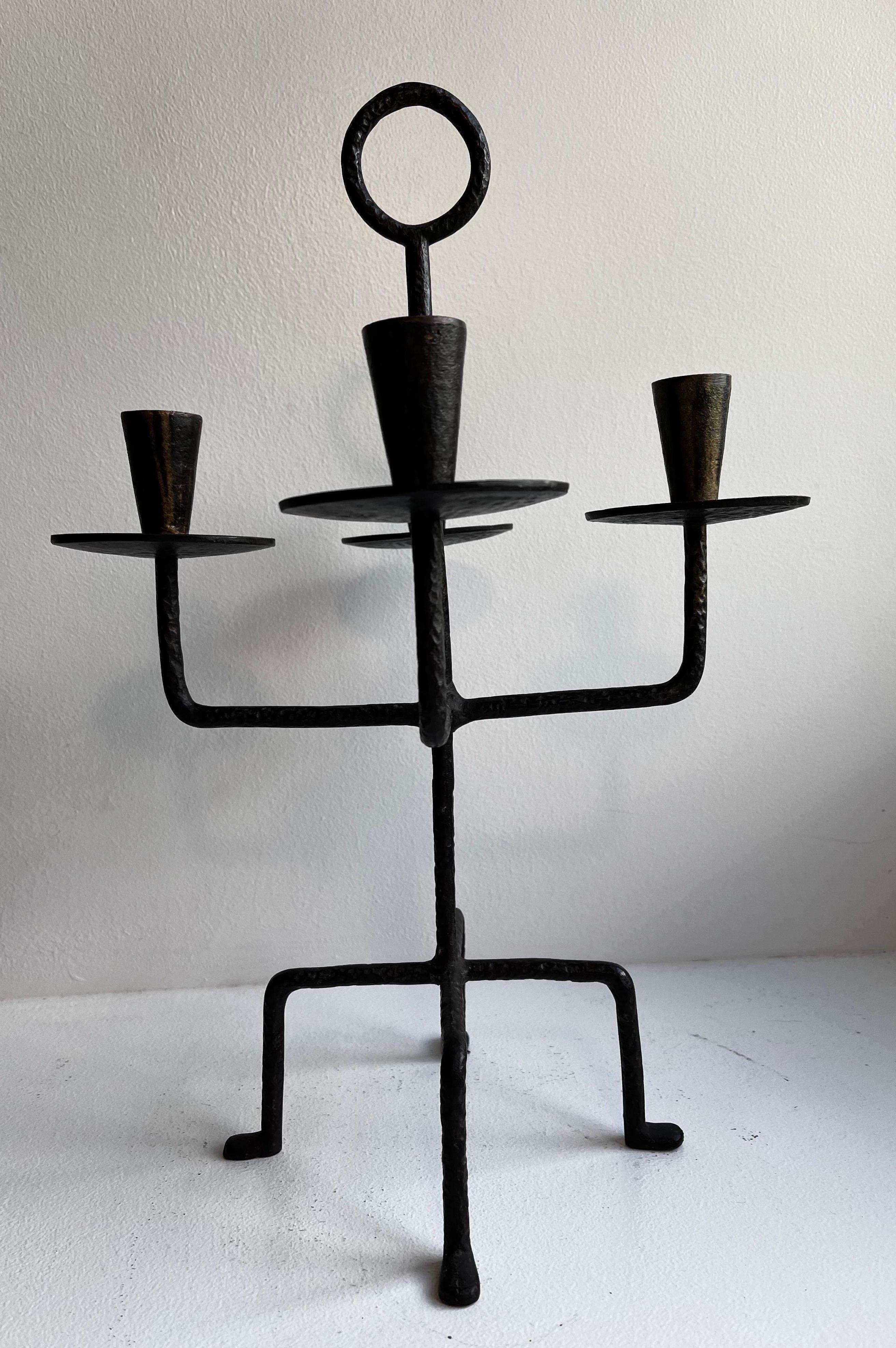 Mid-20th Century Hammered Bronze Candelabrum Attributed to Tommi Parzinger, circa 1930s For Sale