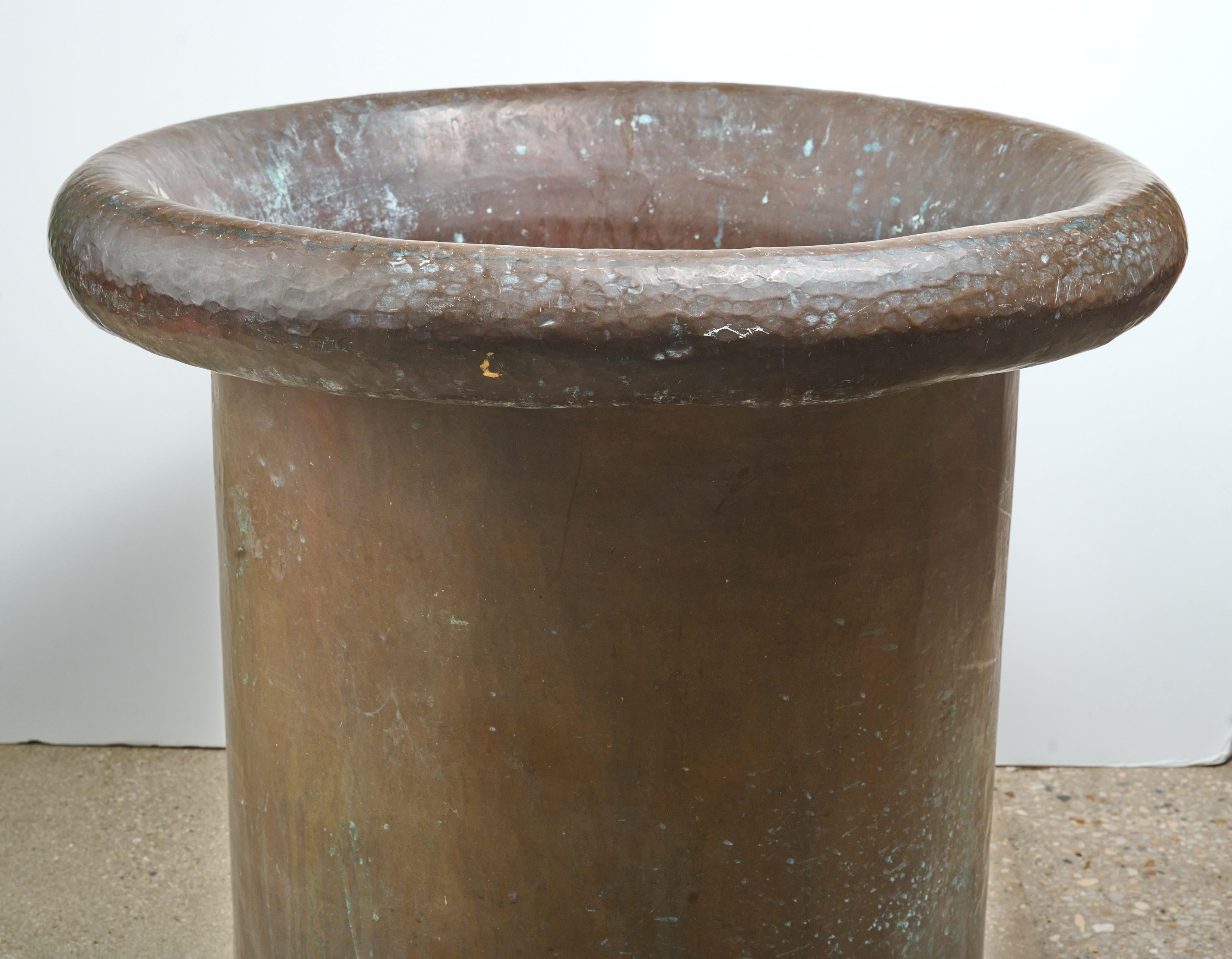Early 20th Century Hammered Copper Bin with Rolled Rim For Sale