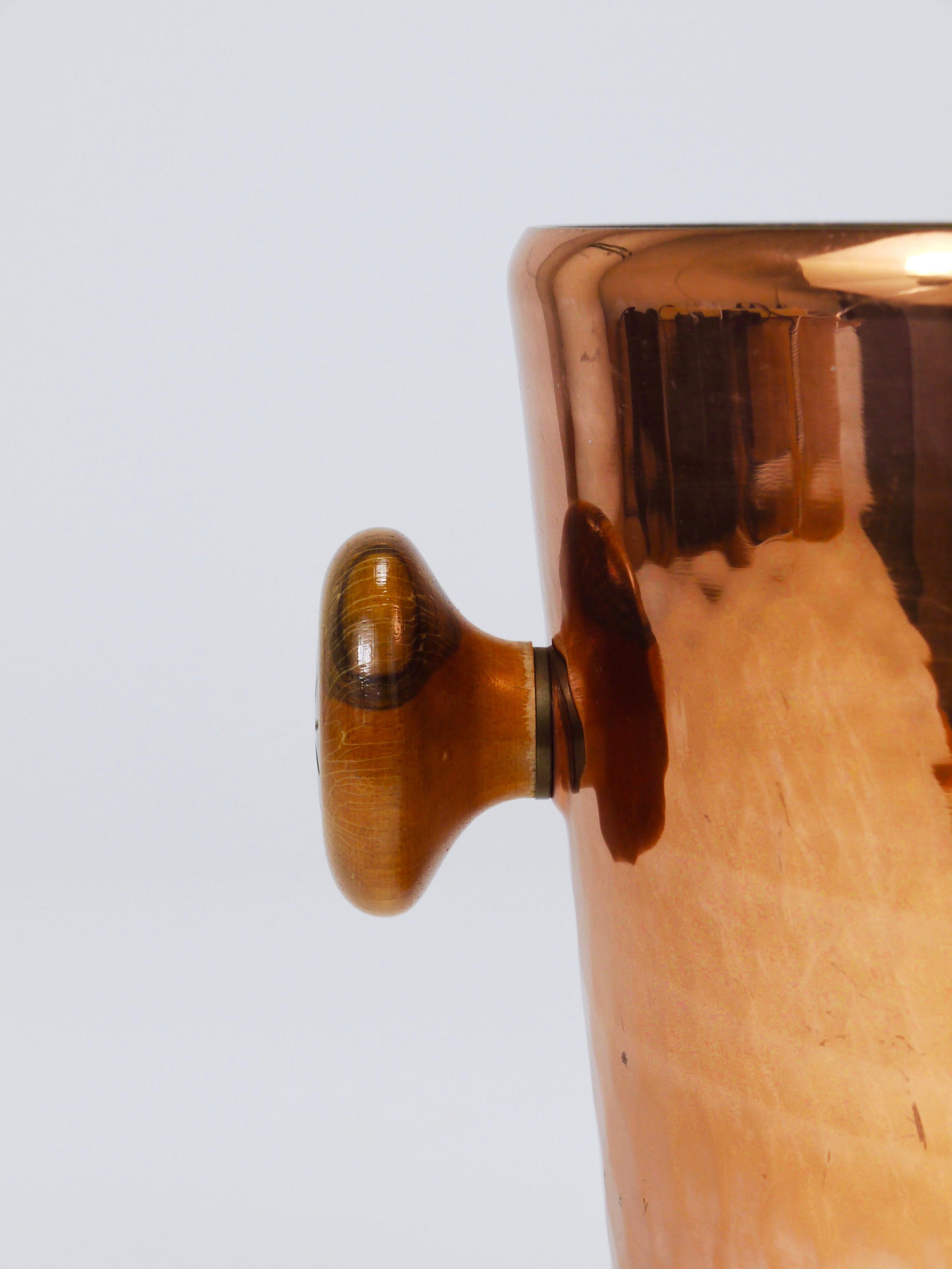 20th Century Hammered Copper Champagne Wine Bottle Cooler / Ice Bucket, Switzerland, 1950s