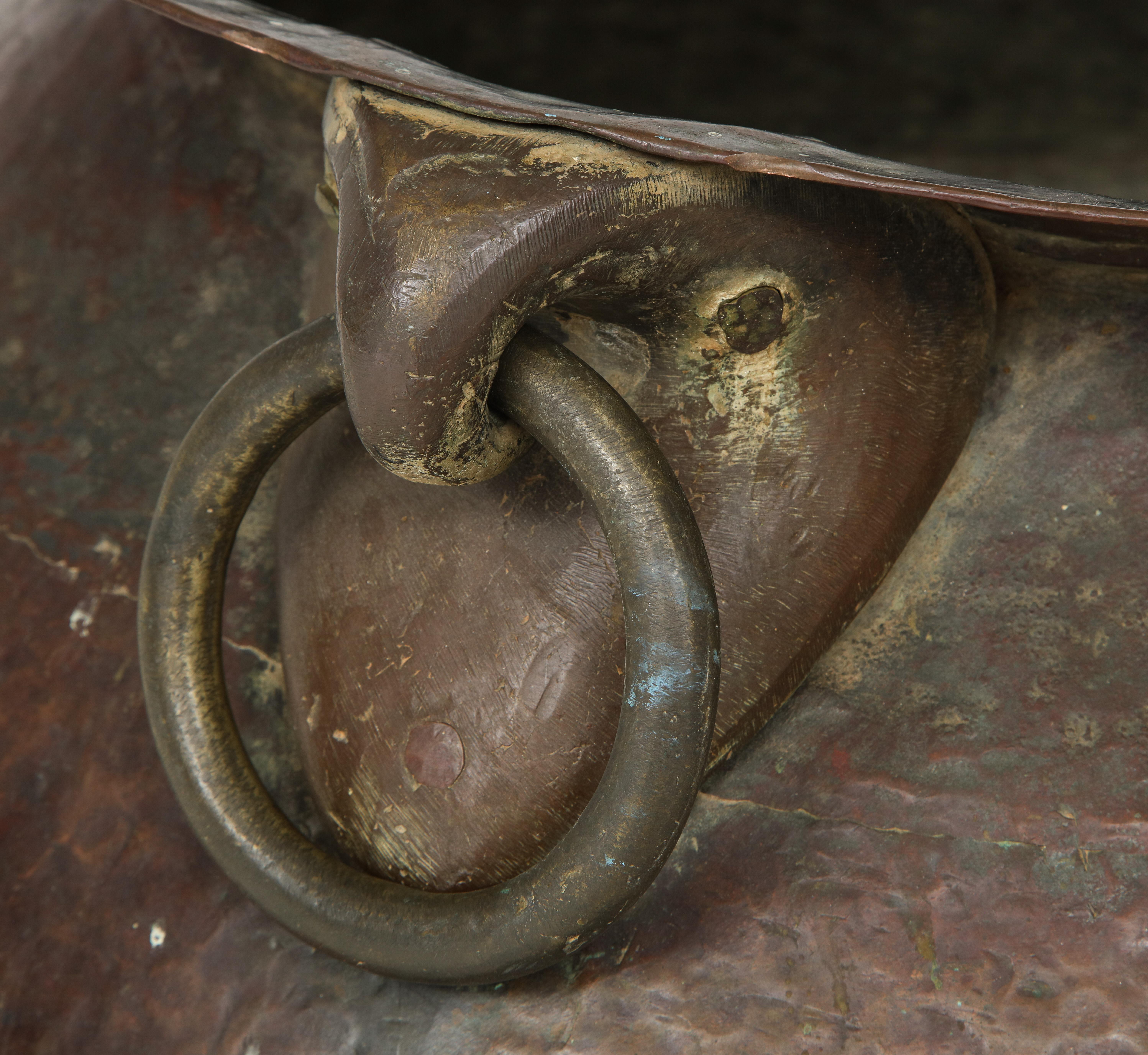 Gehämmertes Kupfer und maurisches Basin aus Bronze, 19. Jahrhundert im Angebot 6