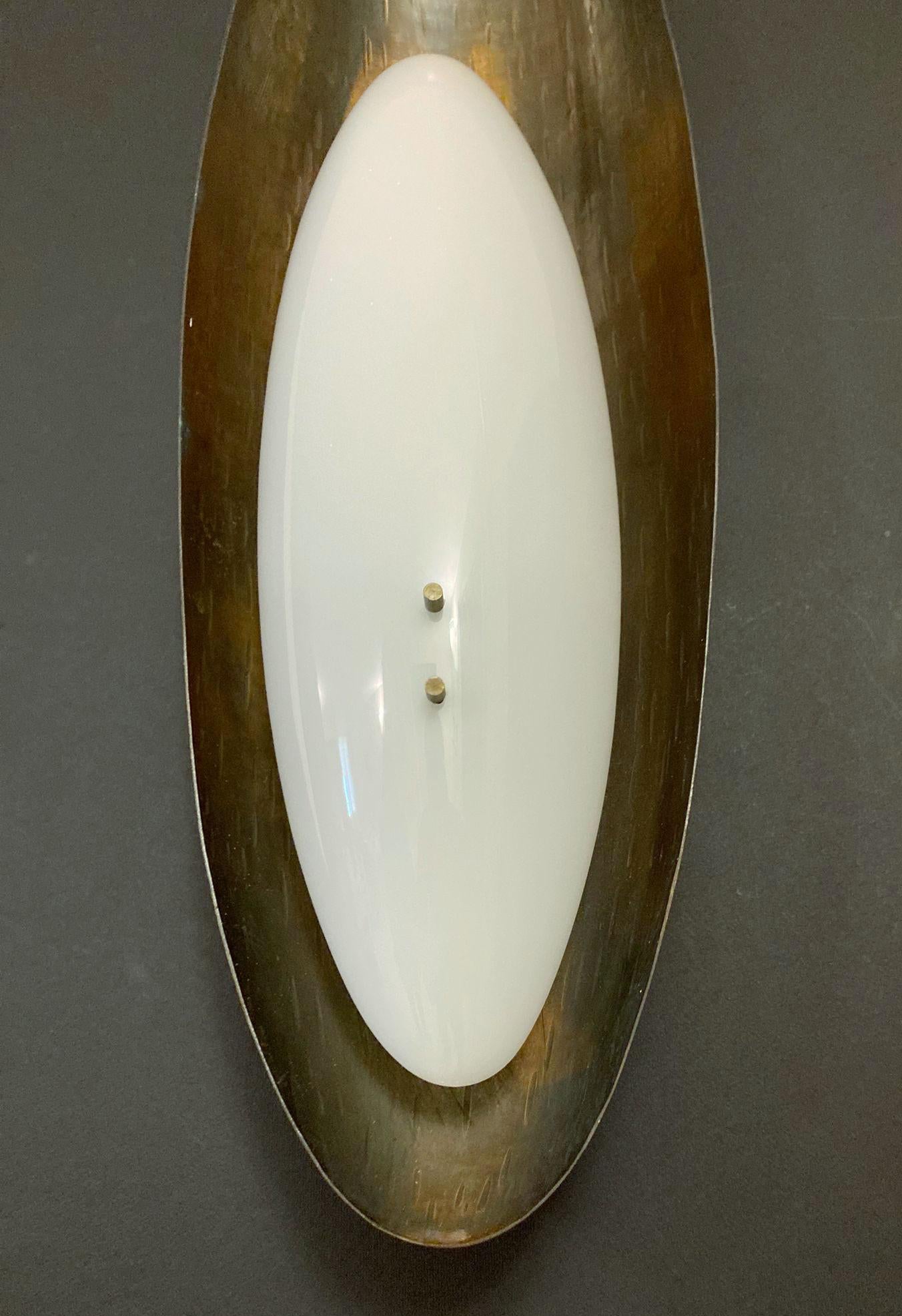 Mid-Century Modern Single Hammered Copper Sconce by Reggiani For Sale