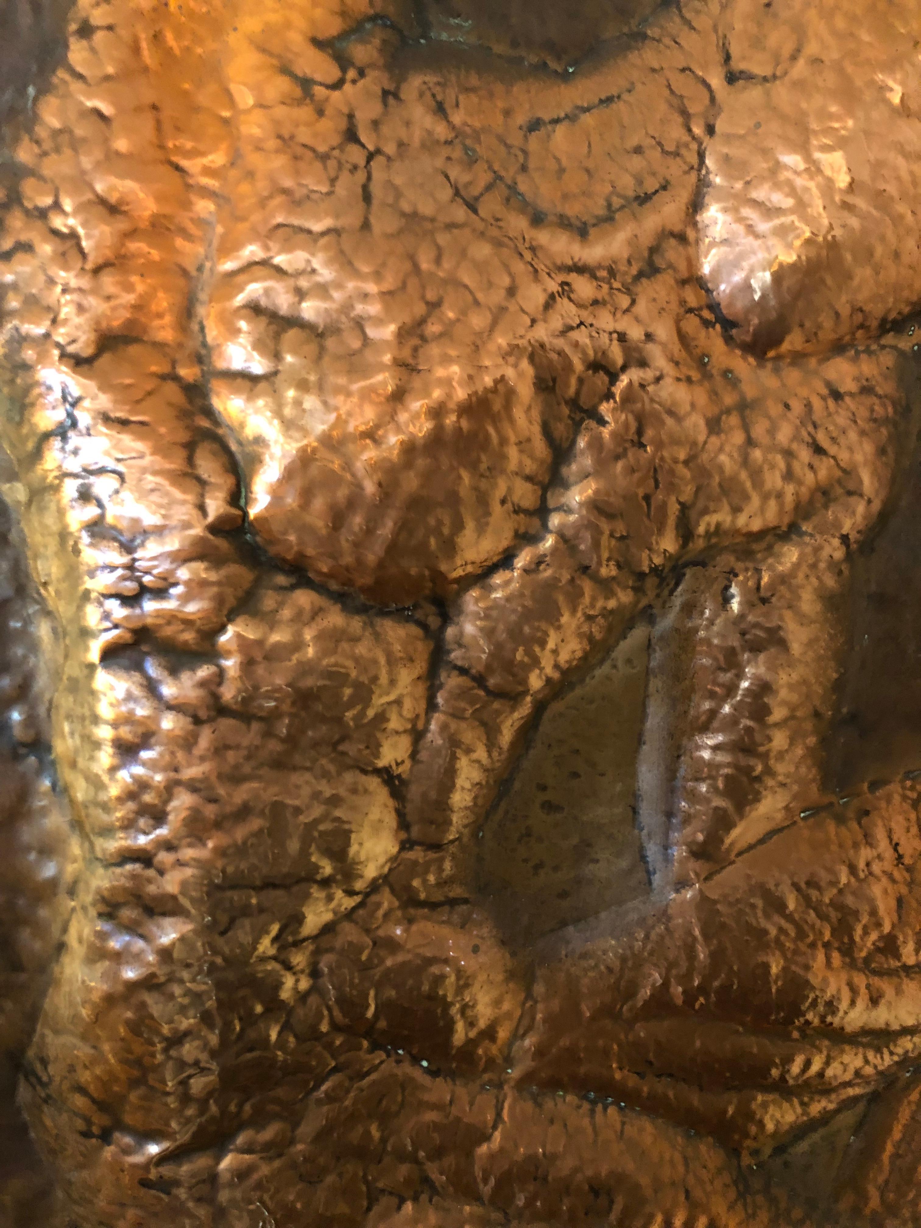 Mid Century Hammered Copper Wandrelief eines nackten Mannes im Angebot 7