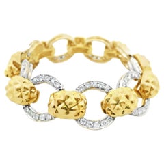 Bracelet à maillons martelés en or massif 18K du milieu du siècle, 5,50 carats de diamants blancs