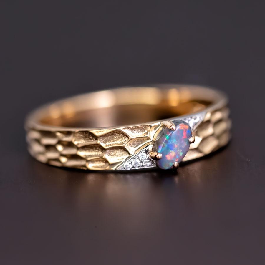 Hammered Finish 18K Gold Black Opal Diamond Engagement Ring In New Condition For Sale In Suwanee, GA