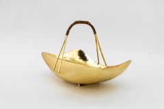 Coupe à fruits martelée avec osier autour des années 1950