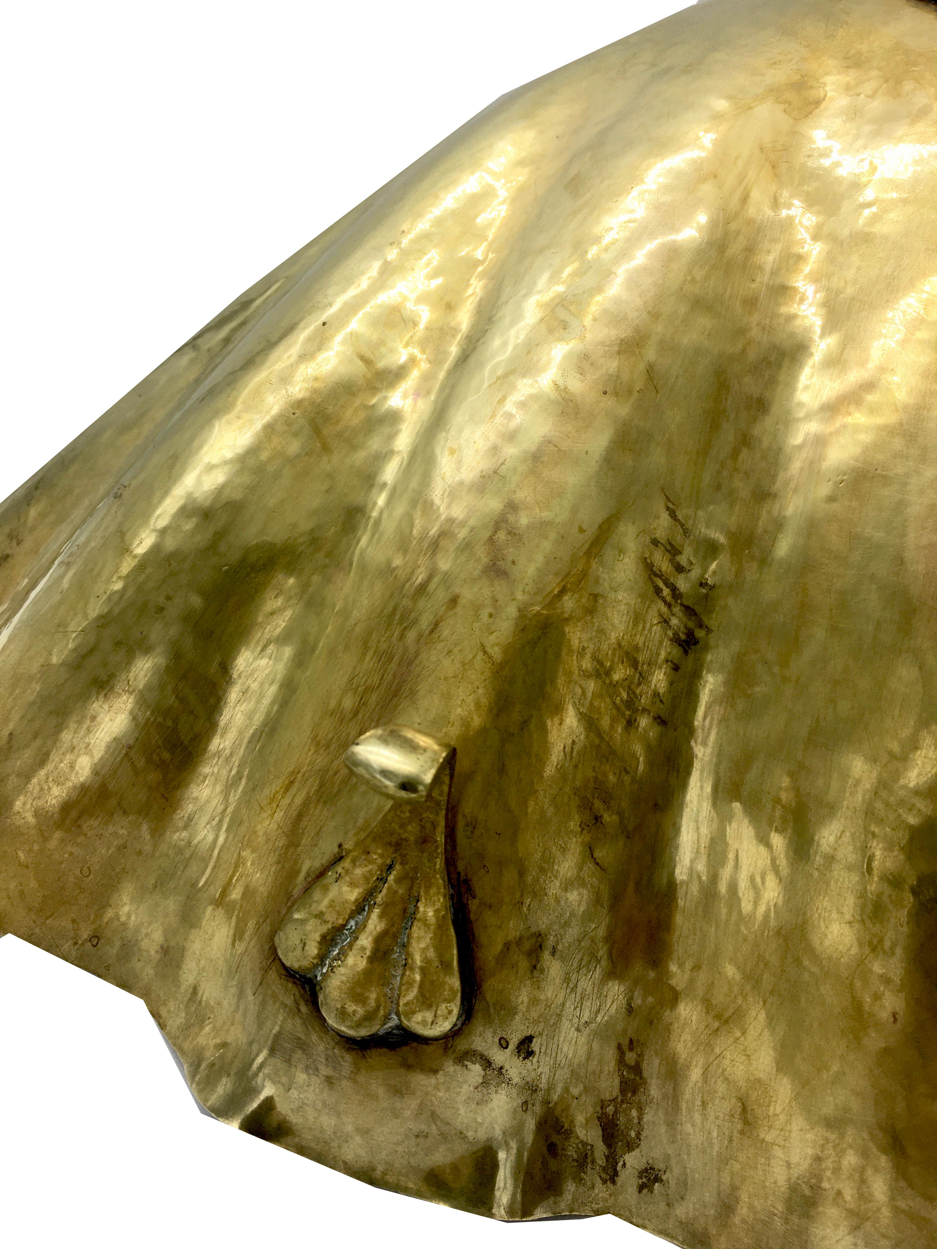 Late 20th Century Hammered Gilt Brass Three-Legged Shell Bowl, Italy 1970s