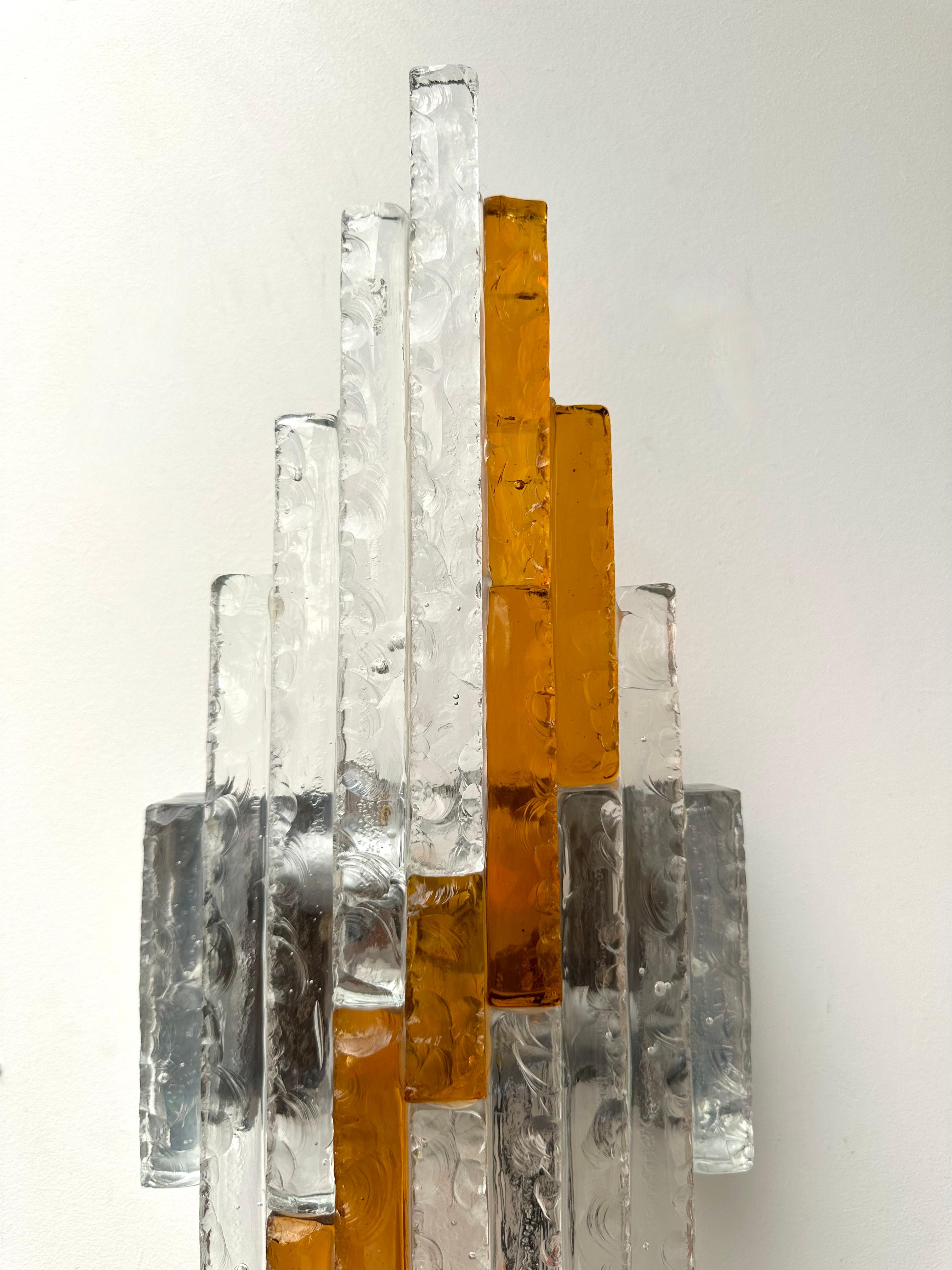 Wandleuchter aus gehämmertem Glas und Metall von Poliarte, Italien, 1970er im Zustand „Gut“ im Angebot in SAINT-OUEN, FR