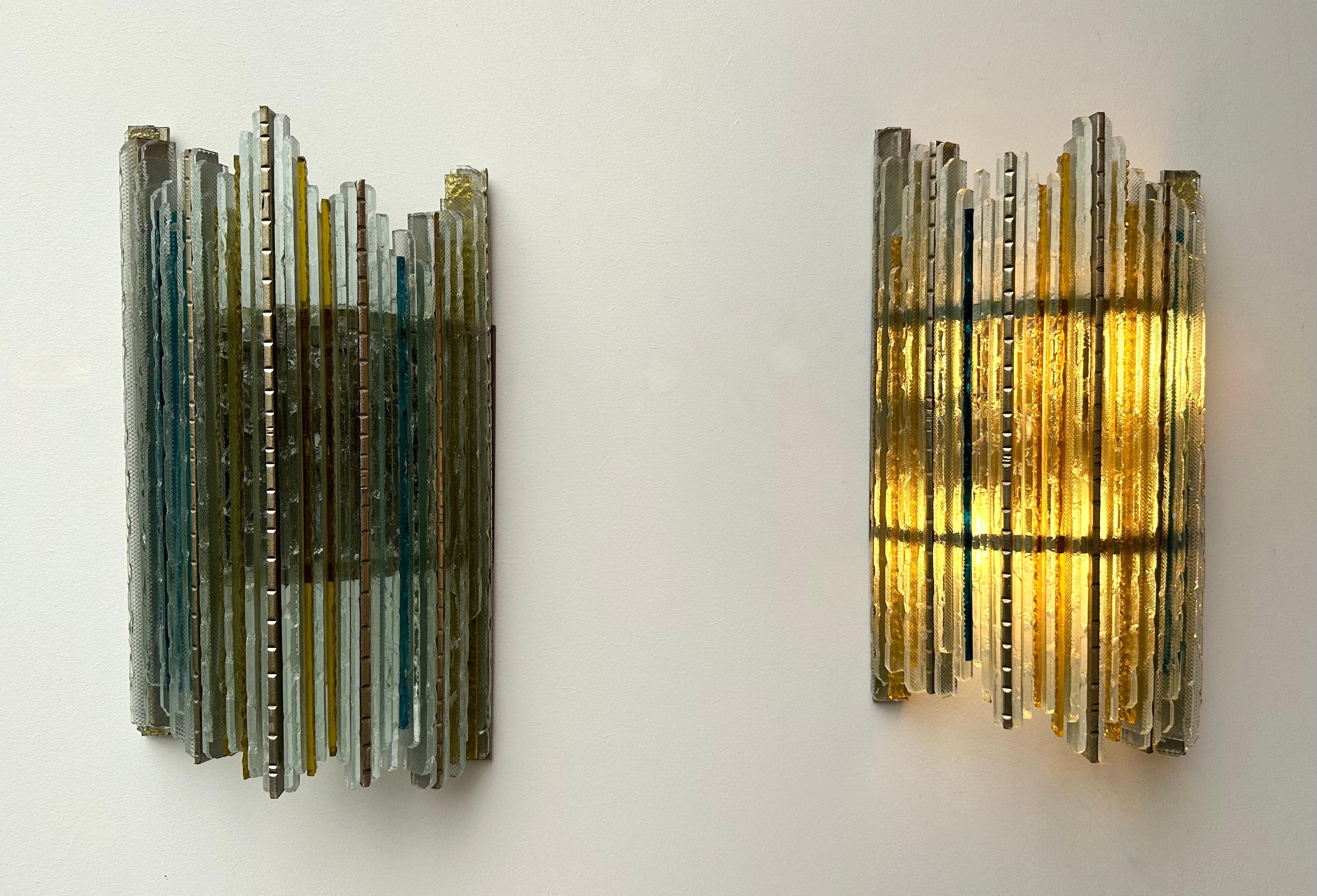 Schmiedeeiserner Wandleuchter aus gehämmertem Glas von Biancardi Jordan, Italien, 1970er Jahre im Zustand „Gut“ im Angebot in SAINT-OUEN, FR