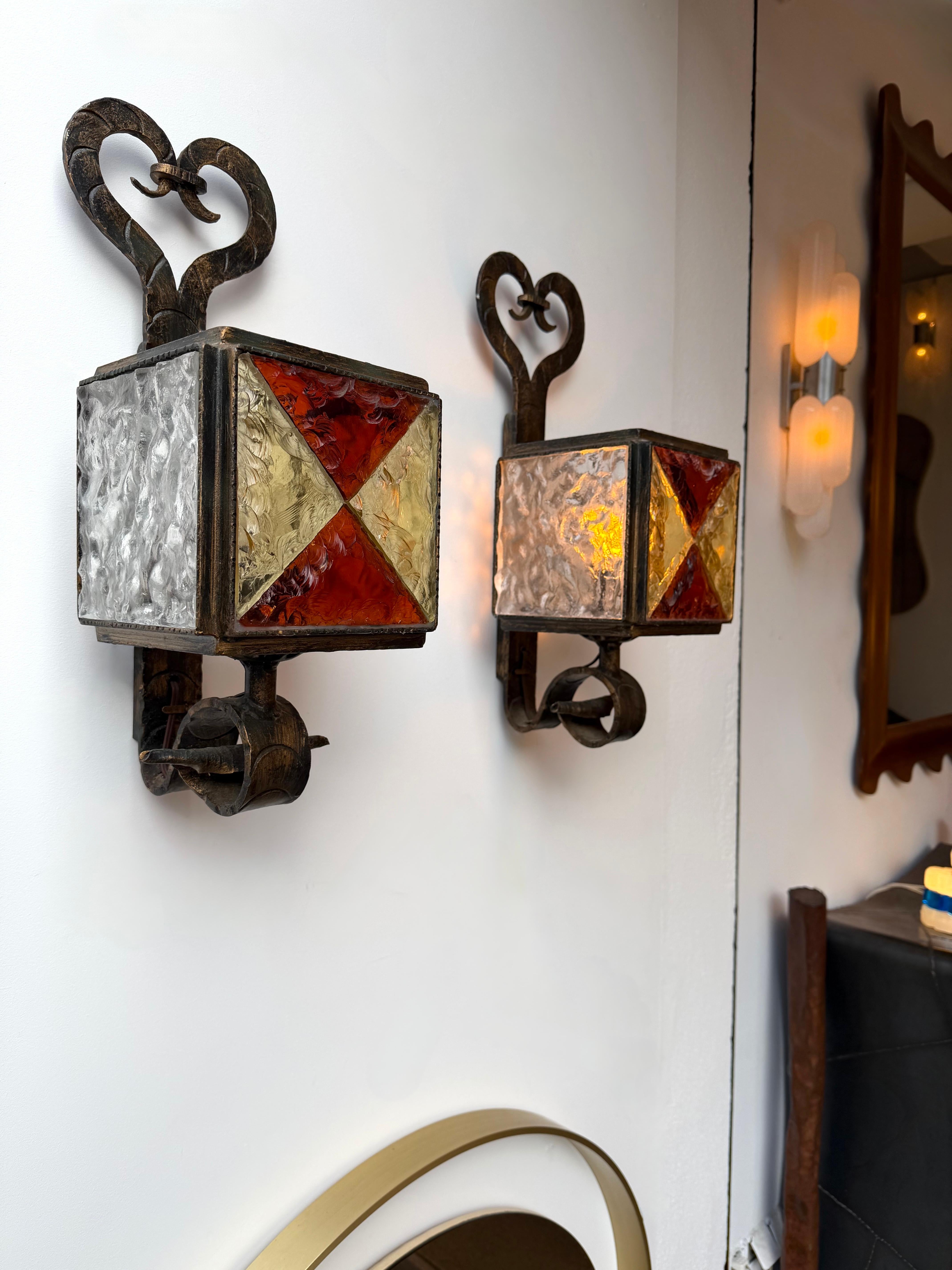 Brutalisme Applique en fer forgé martelé de Longobard, Italie, 1970 en vente