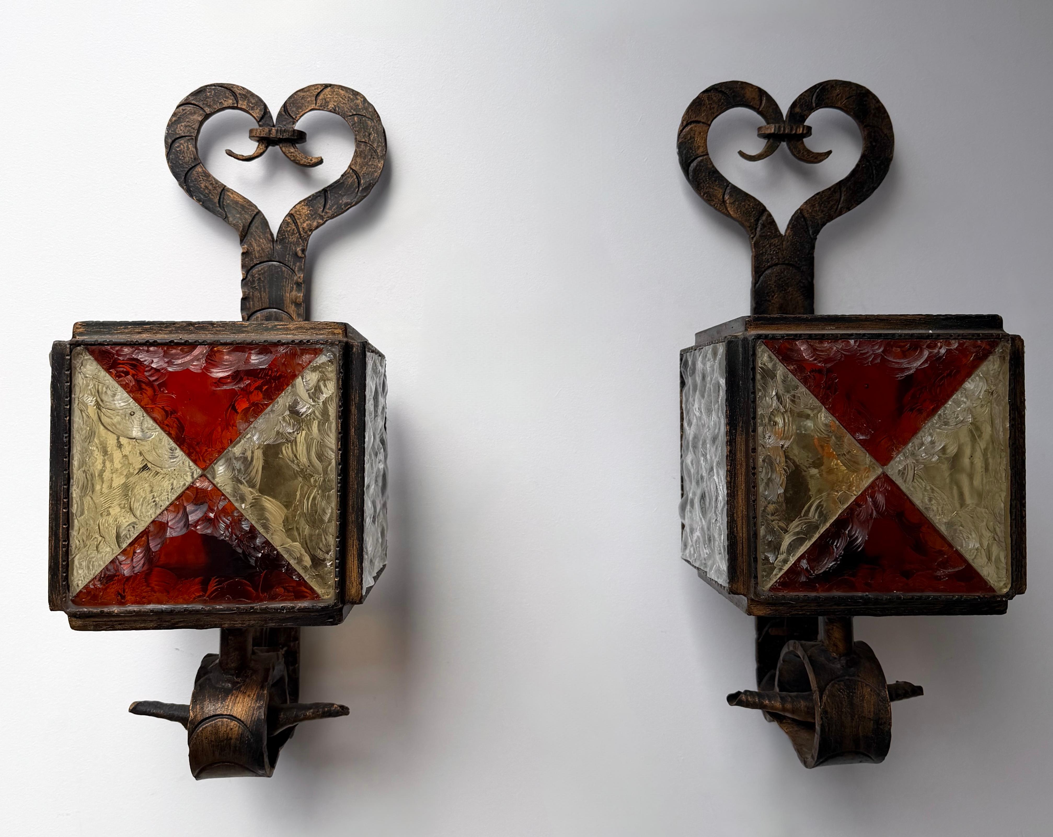 italien Applique en fer forgé martelé de Longobard, Italie, 1970 en vente