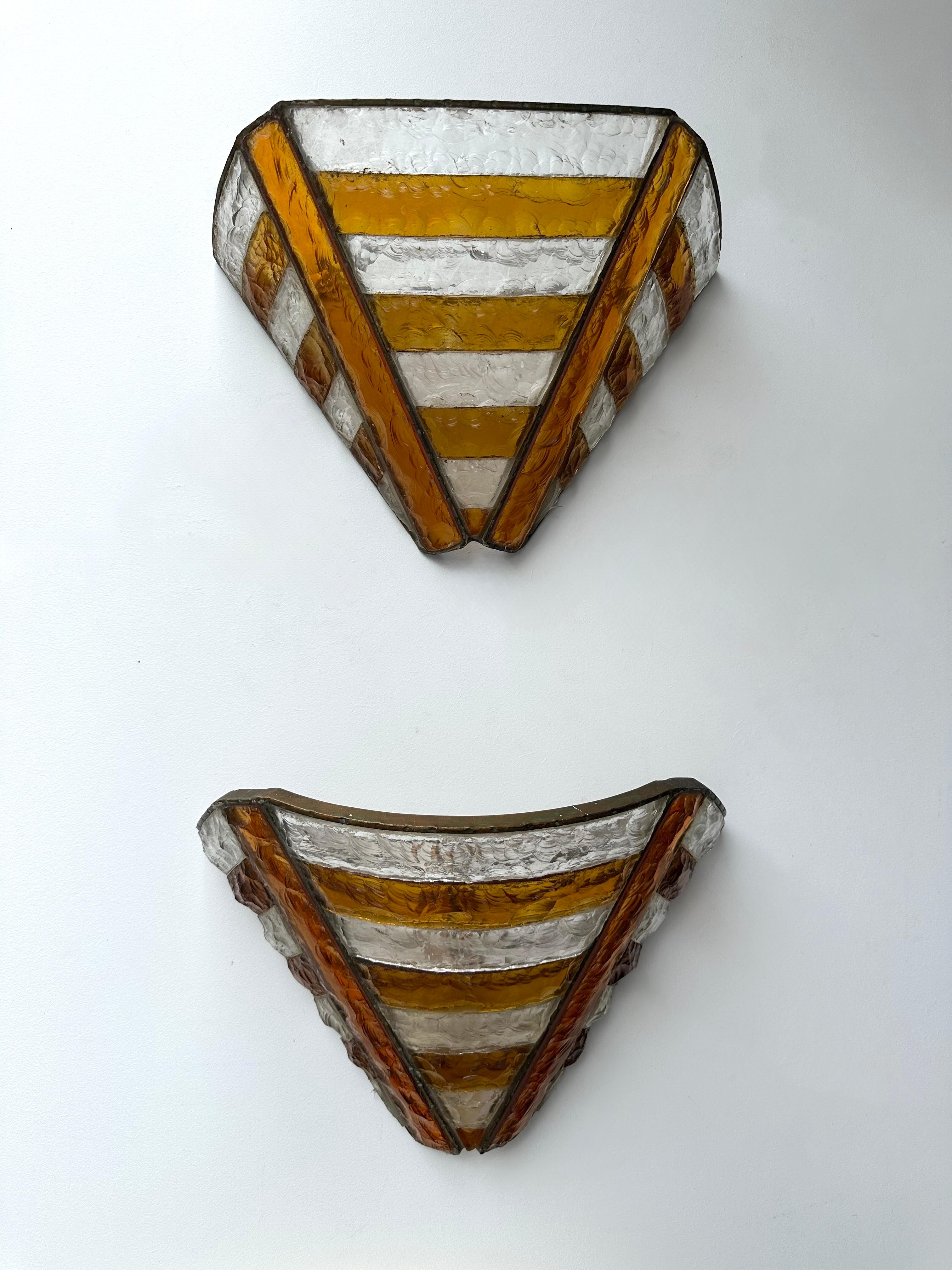 Lámpara de hierro forjado con vidrio martillado de Longobard, Italia, años 70 finales del siglo XX en venta