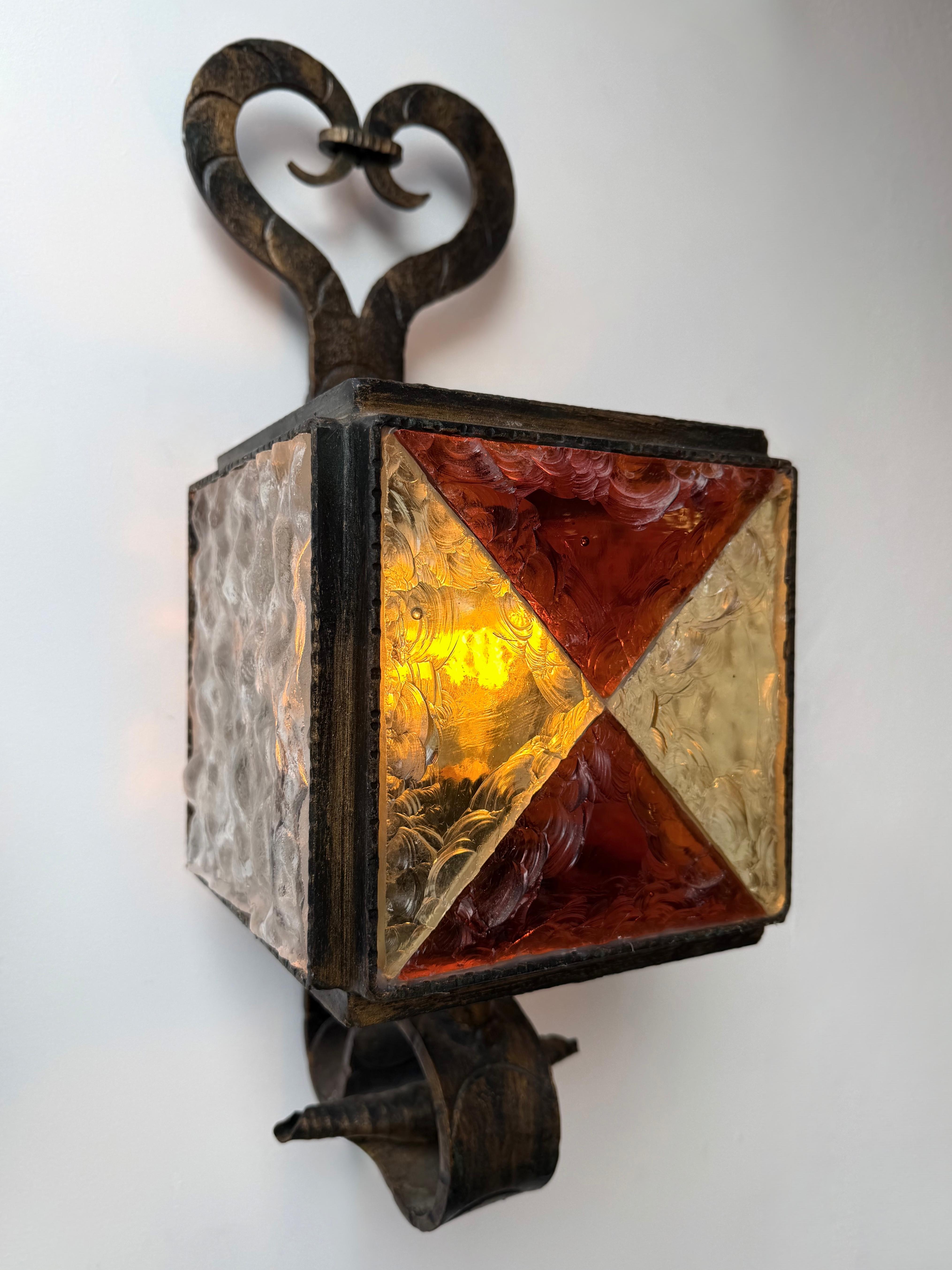 Applique en fer forgé martelé de Longobard, Italie, 1970 en vente 1