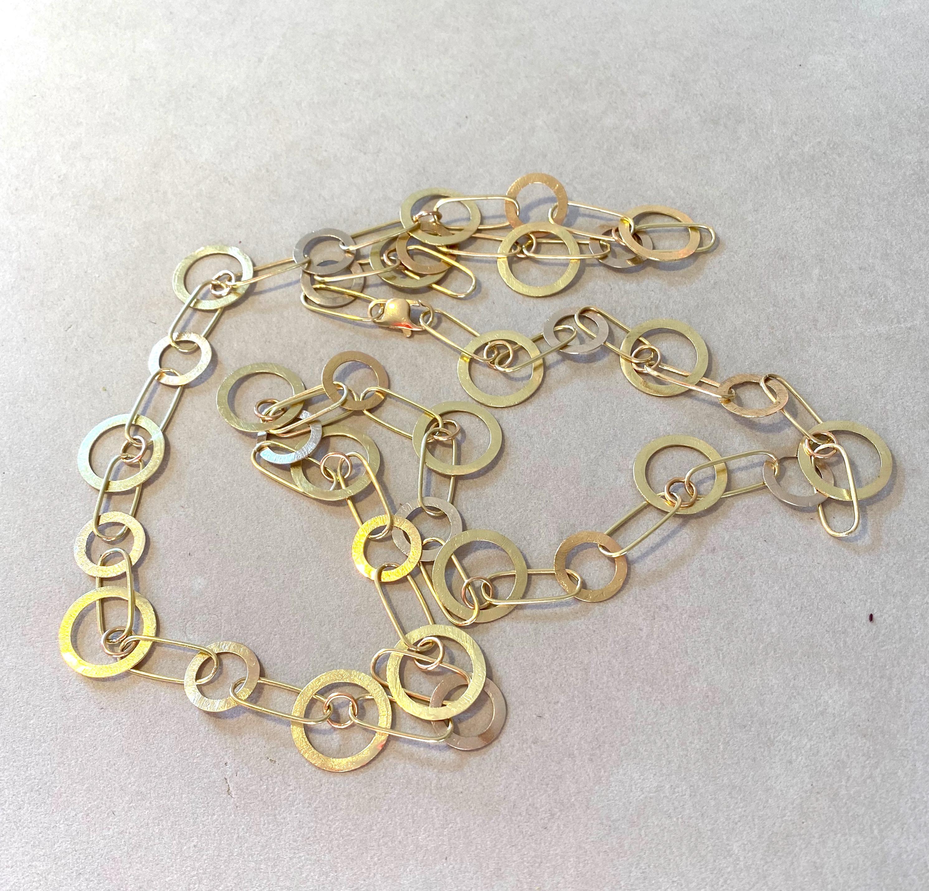 Women's or Men's Hammered Handcrafted 18K Yellow Gold Link Chain Necklace Made in Italy For Sale