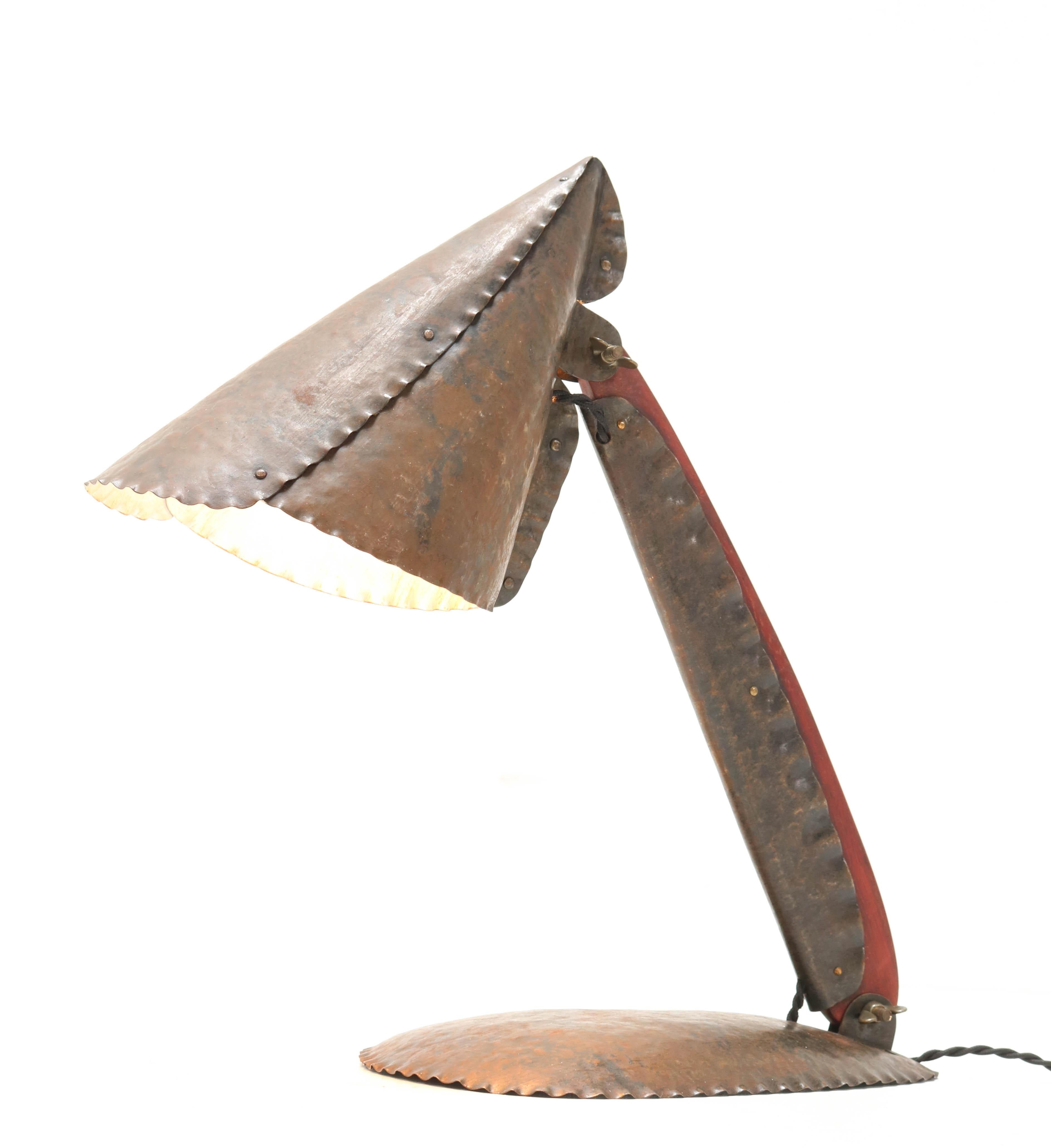 Hammered Metal Art Deco Amsterdam School Table Lamp by Johan Verhey, 1930s For Sale 5