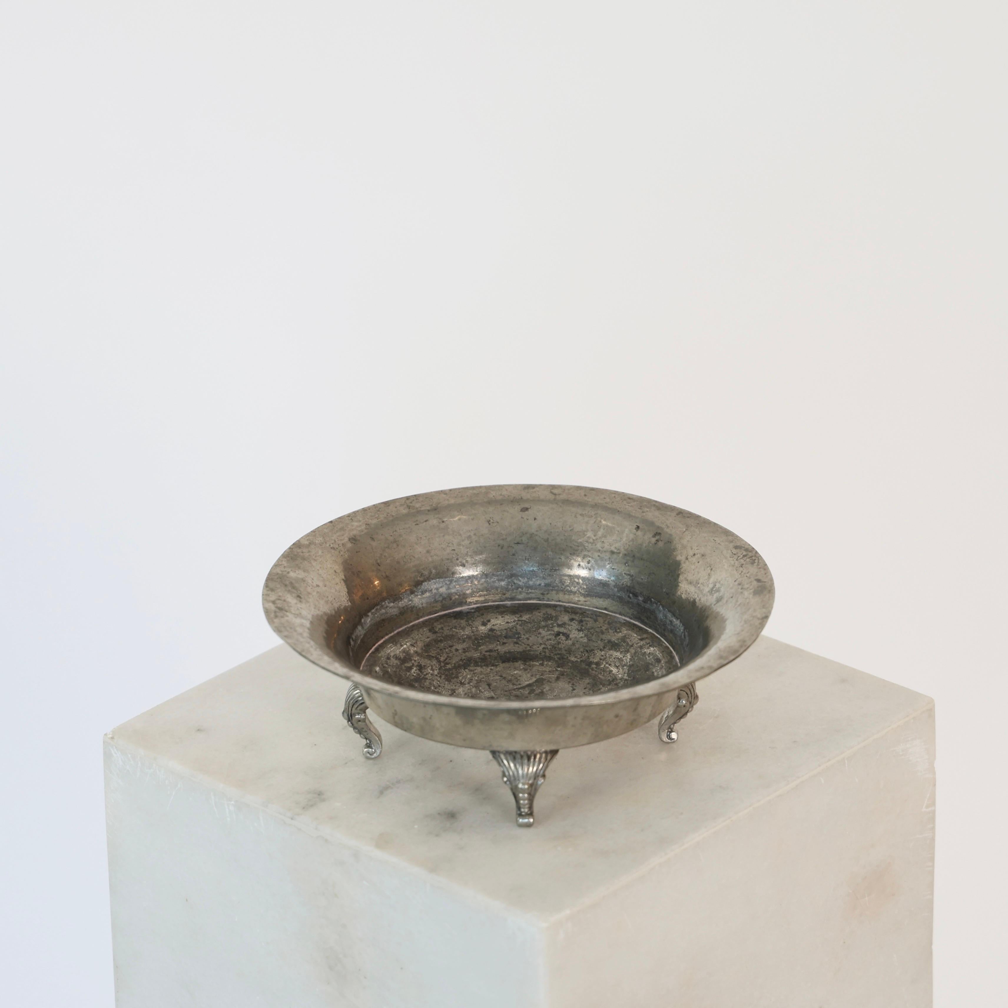 Hammered Pewter Bowl by Just Andersen, 1920s, Denmark In Fair Condition For Sale In Værløse, DK