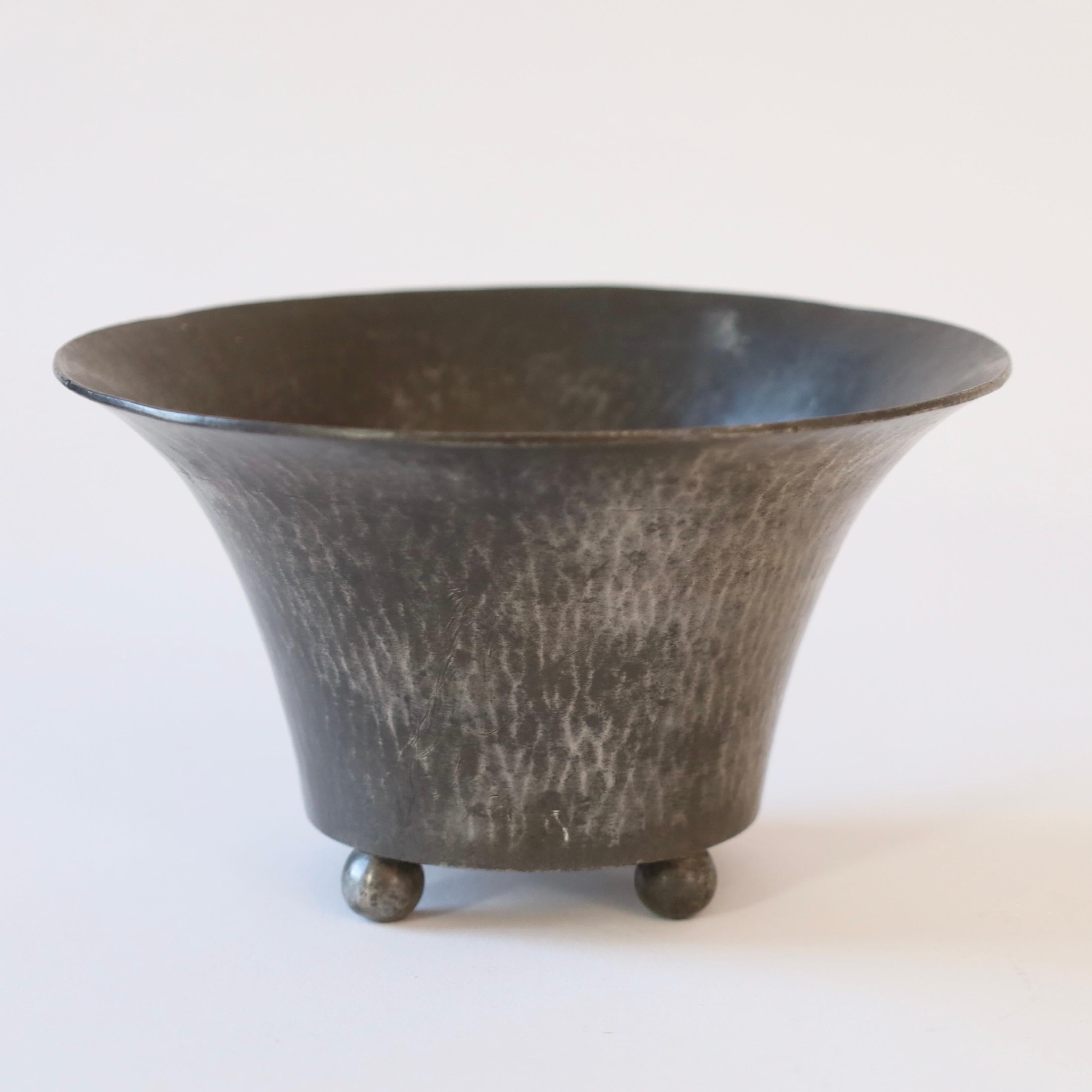 Pewter Hammered pewter bowl by Just Andersen, 1920s, Denmark For Sale