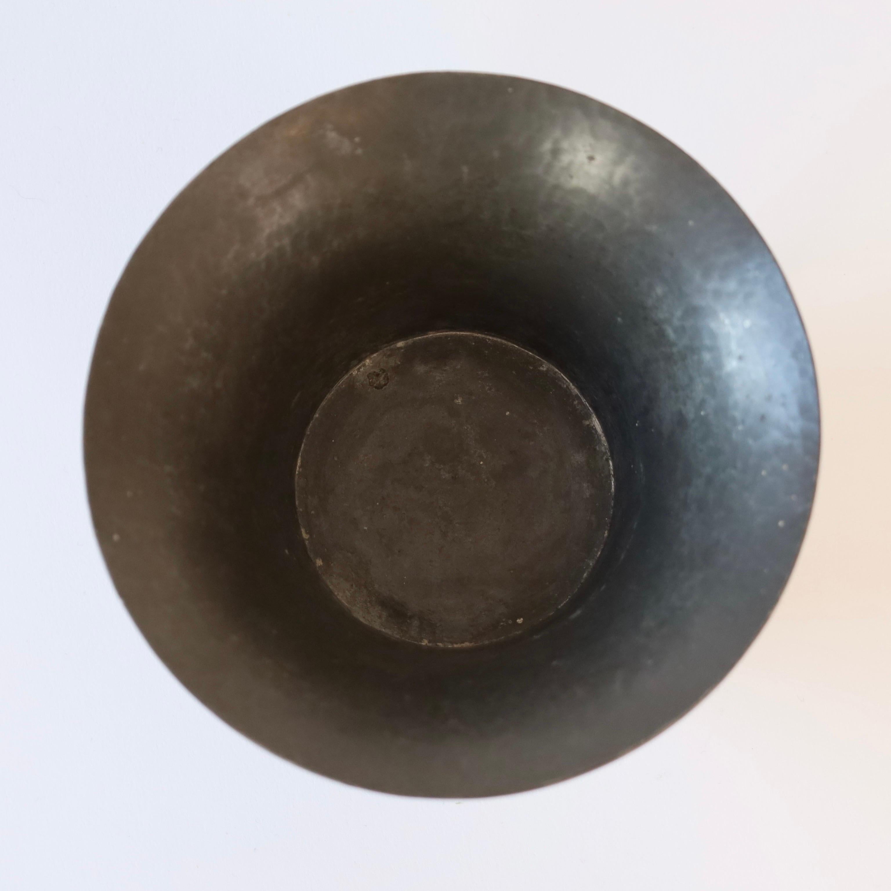 Hammered pewter bowl by Just Andersen, 1920s, Denmark For Sale 1