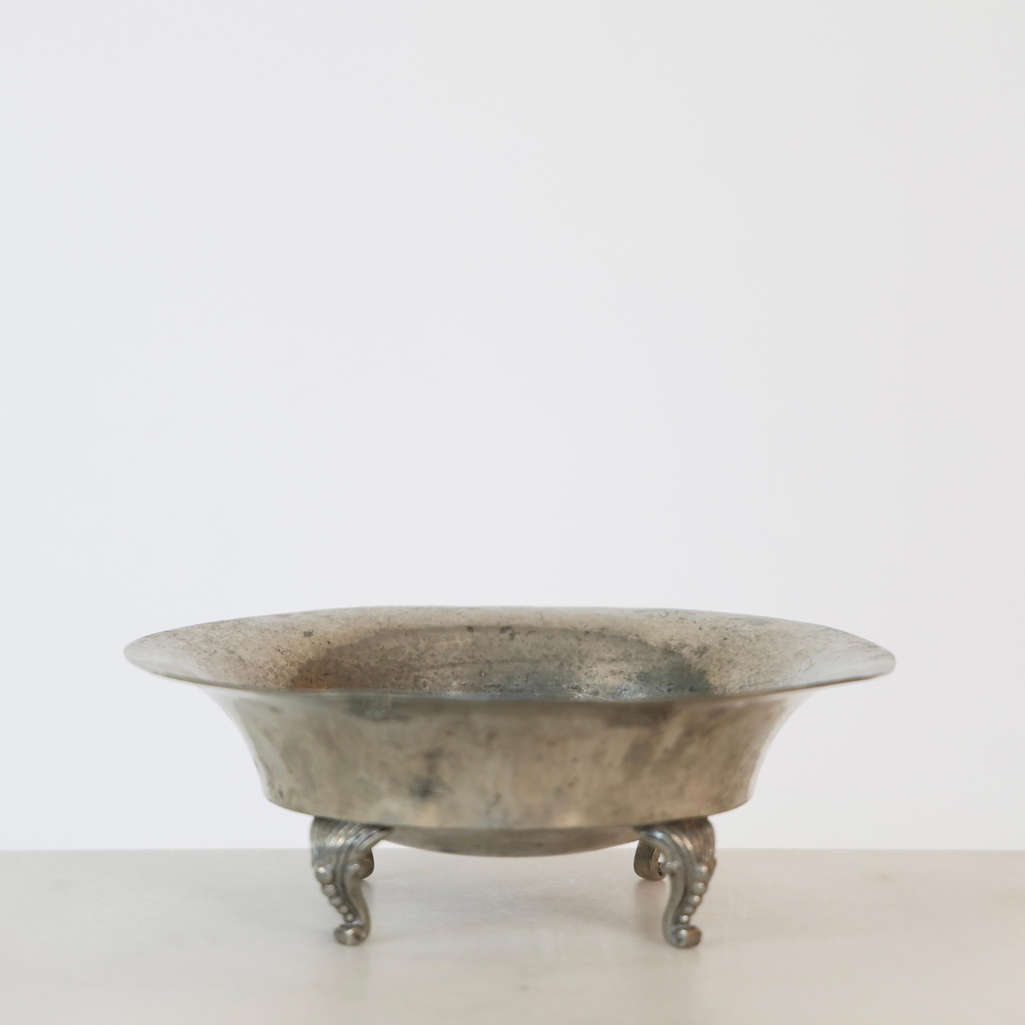 Hammered Pewter Bowl by Just Andersen, 1920s, Denmark For Sale 1