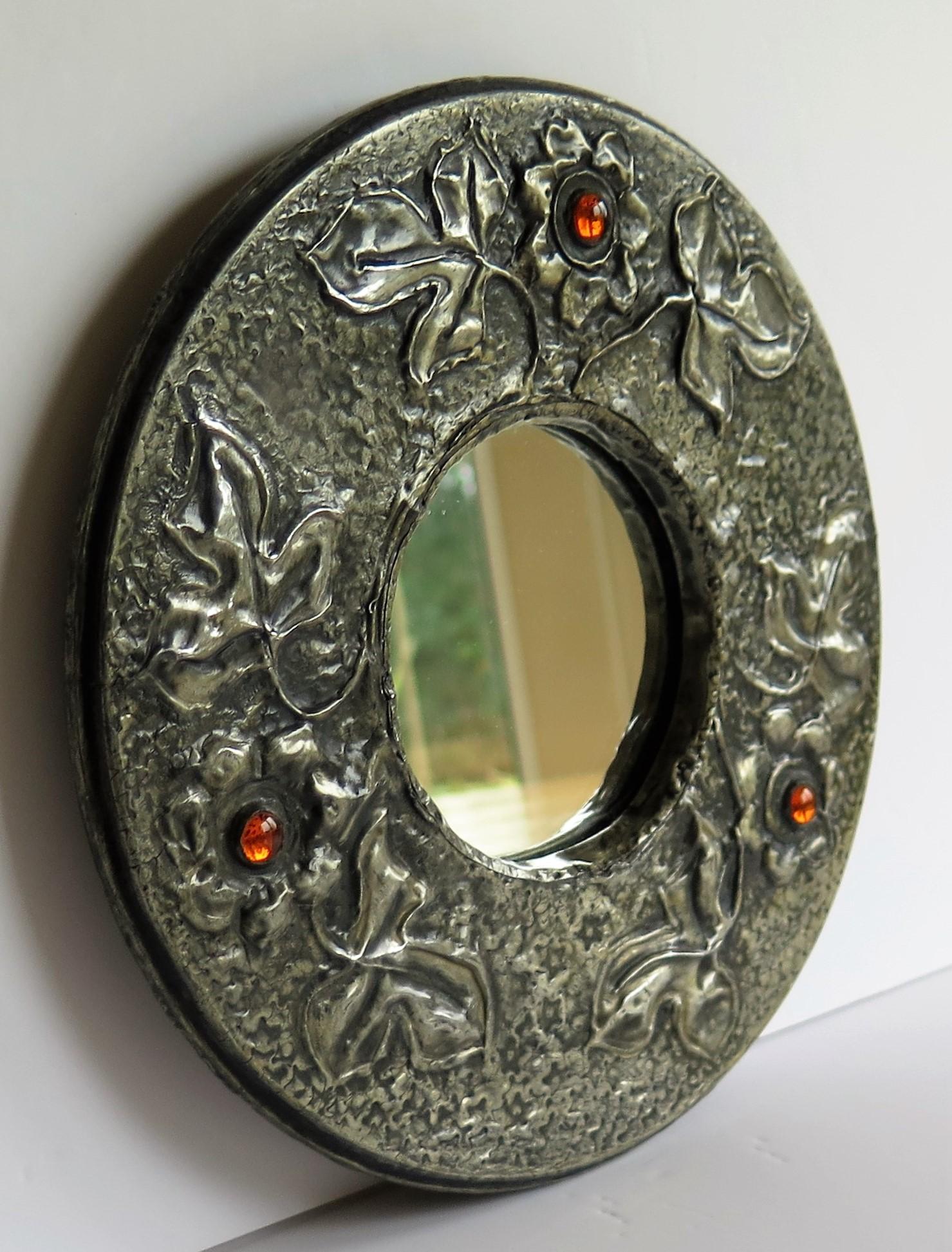 Pewter round Wall Mirror Arts and Crafts with Amber Cabochons, circa 1900 In Good Condition In Lincoln, Lincolnshire