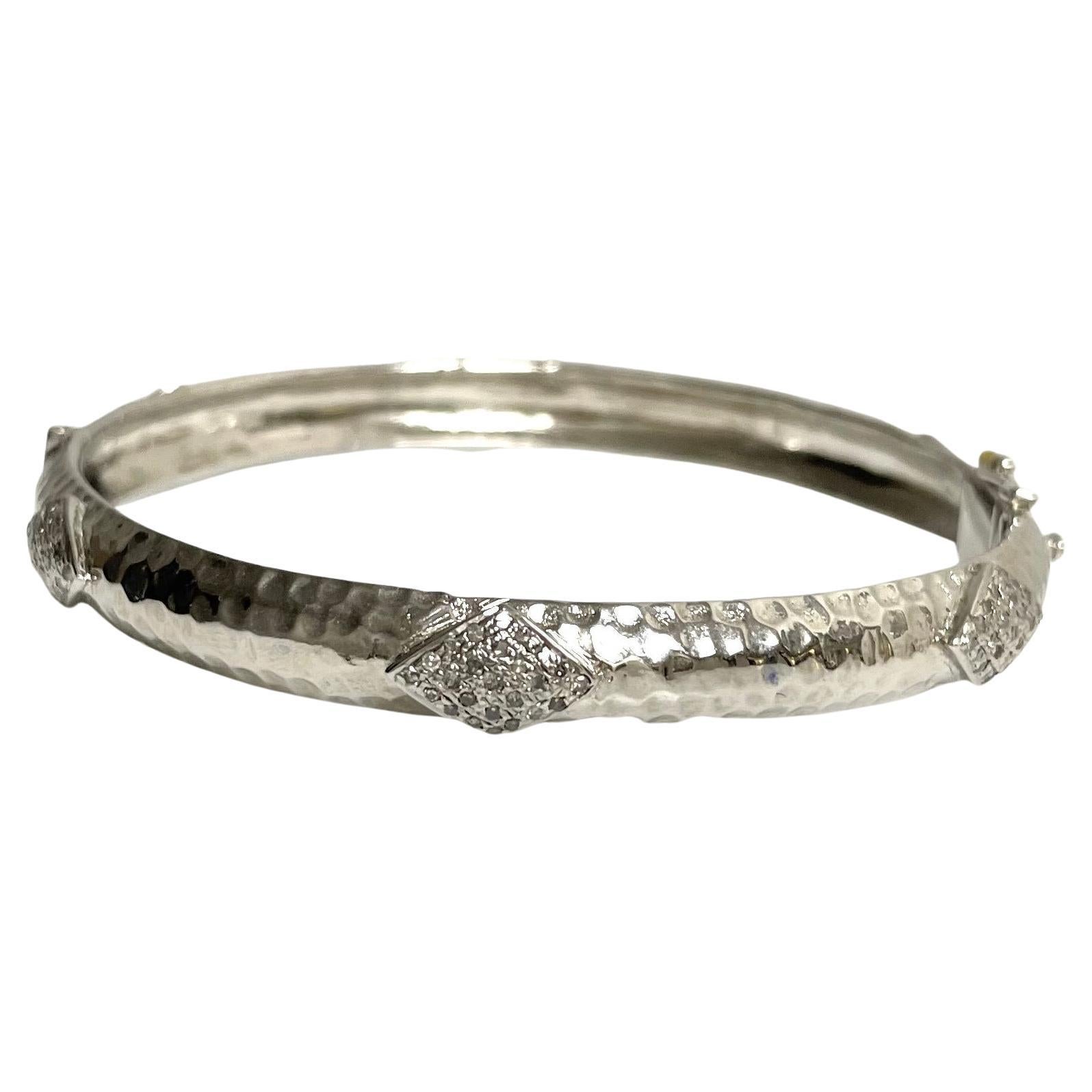 Hammered Rhodium-Plated Silver Bangle with Diamonds Paradizia Bracelet For Sale 5