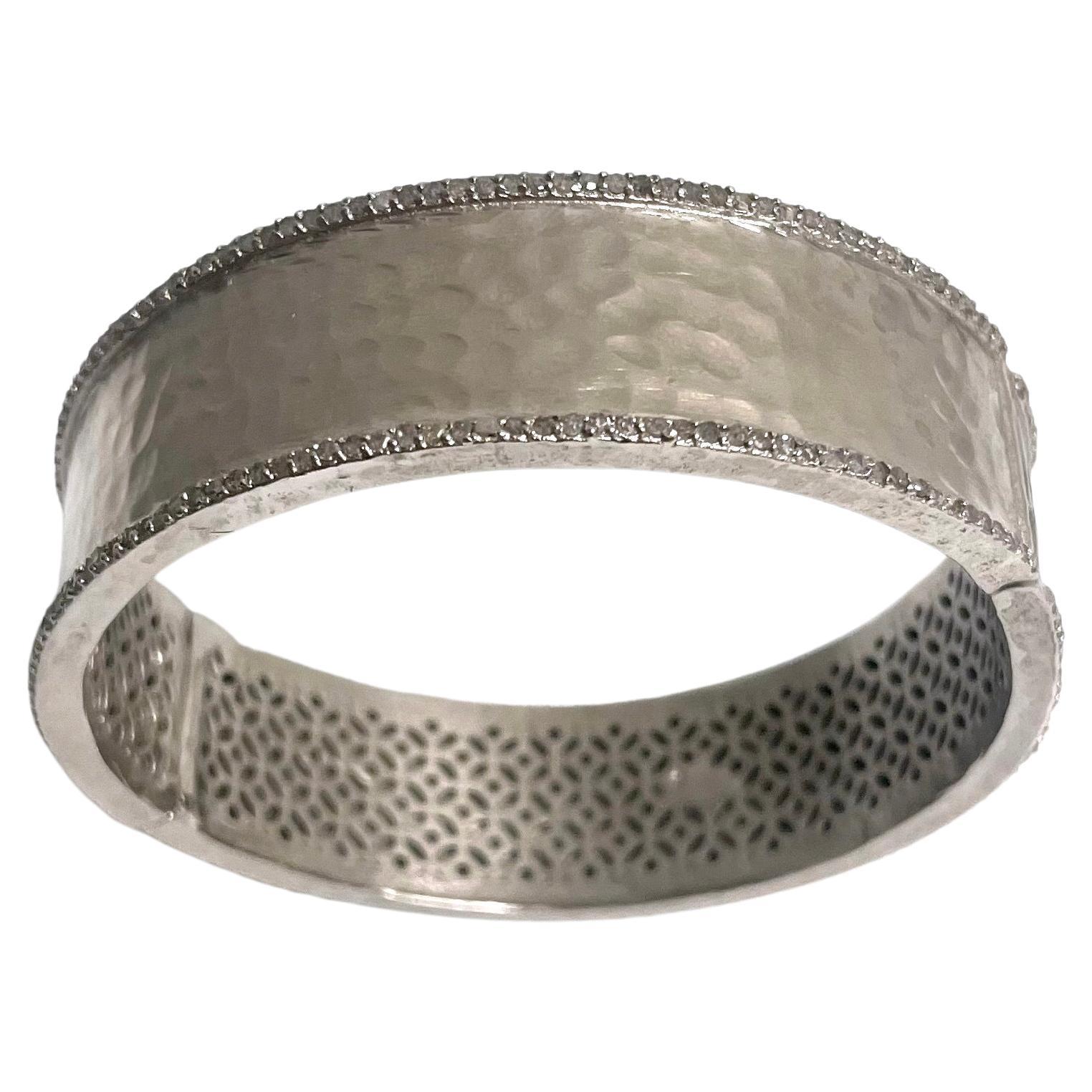 Hammered Rhodium-Plated Silver Bangle with Diamonds Paradizia Bracelet For Sale