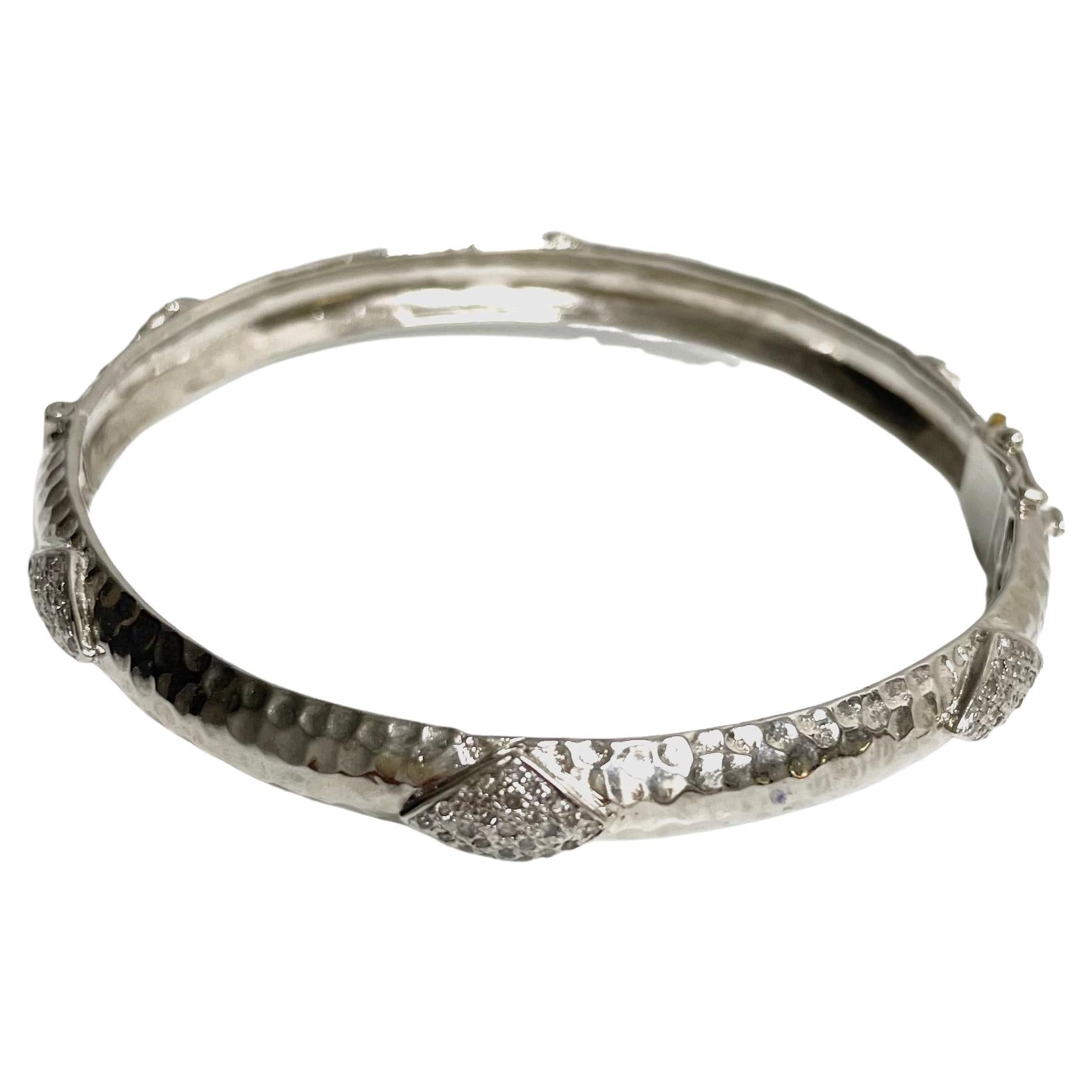 Hammered Rhodium-Plated Silver Bangle with Diamonds Paradizia Bracelet For Sale 2