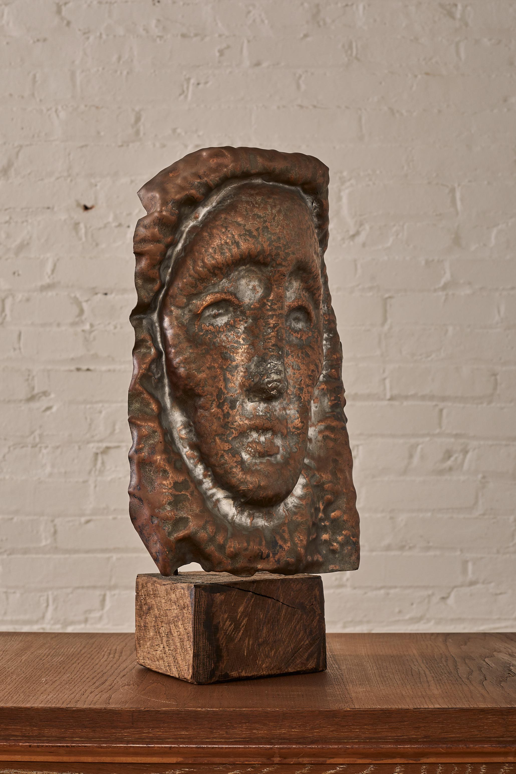 Moderne Sculpture martelée de Waylande Gregory en vente