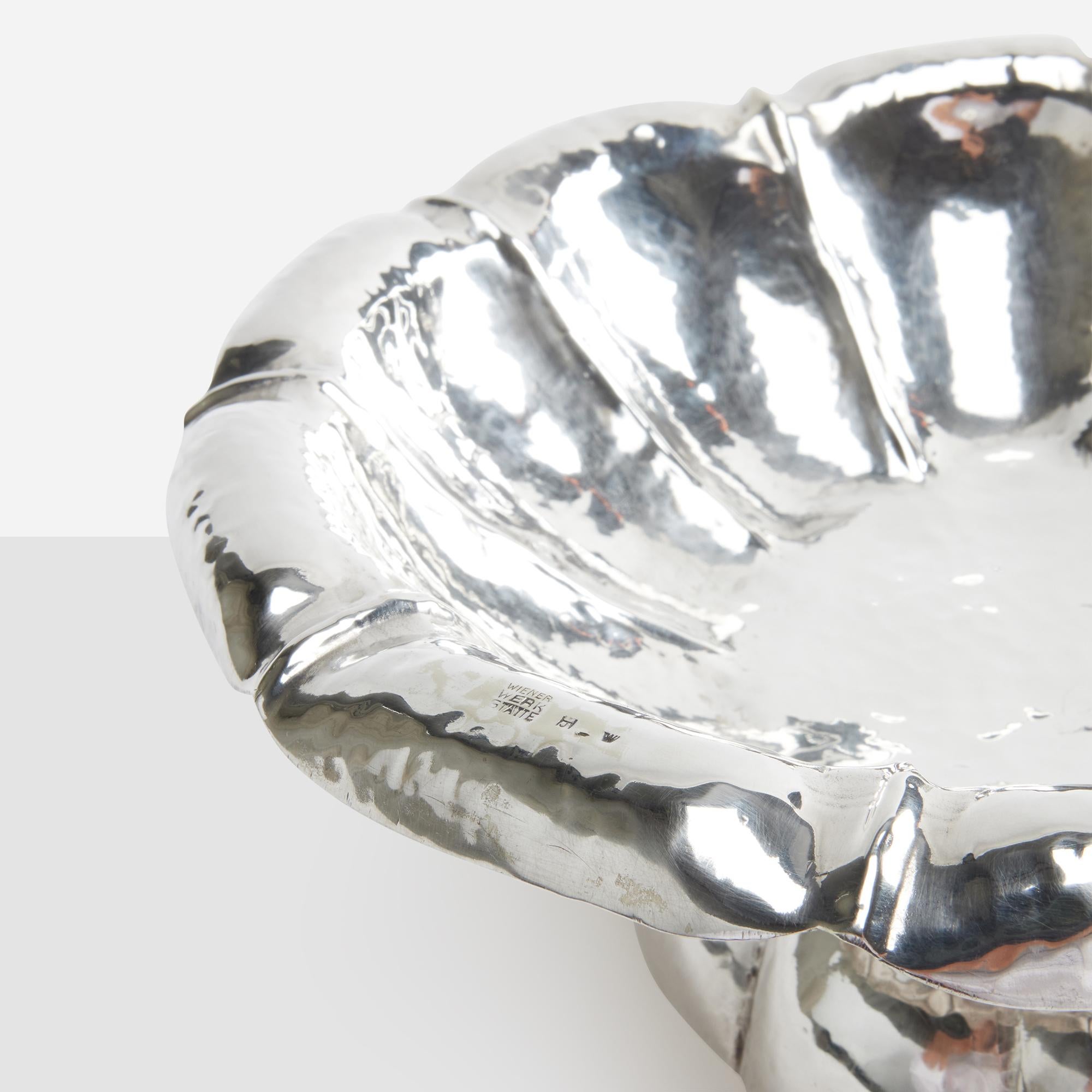 Tafelaufsatz aus gehämmertem Silber von Josef Hoffman im Angebot 1