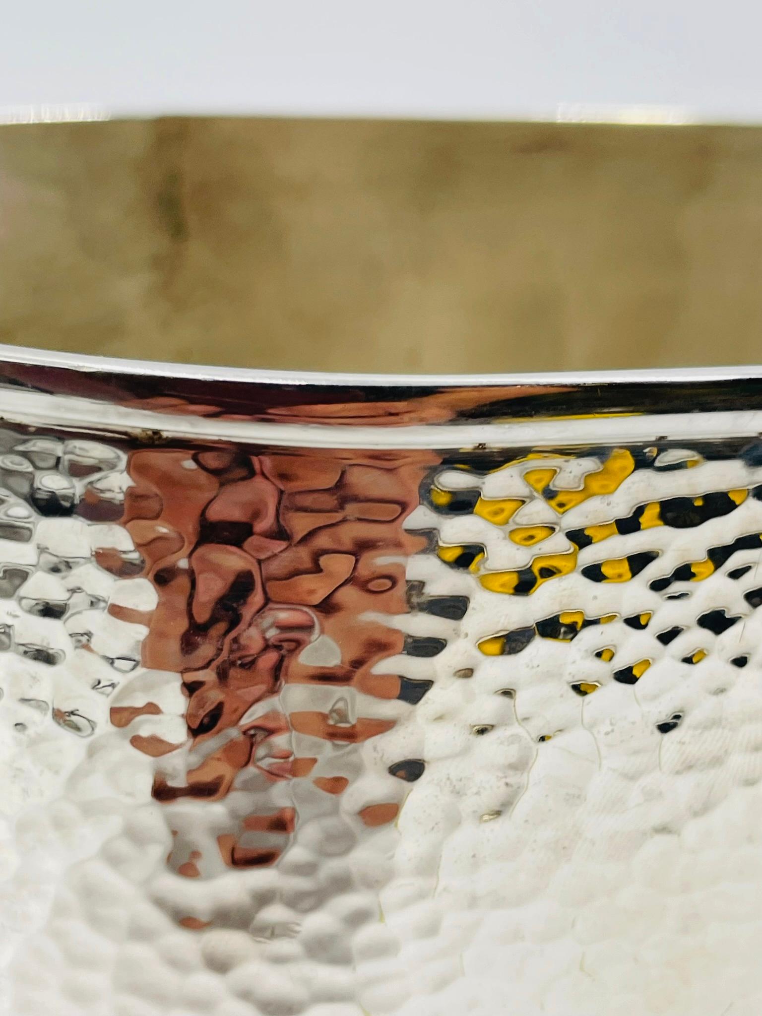 Secchiello per ghiaccio in argento martellato di Emilia Castillo, Modernismo messicano in vendita 4