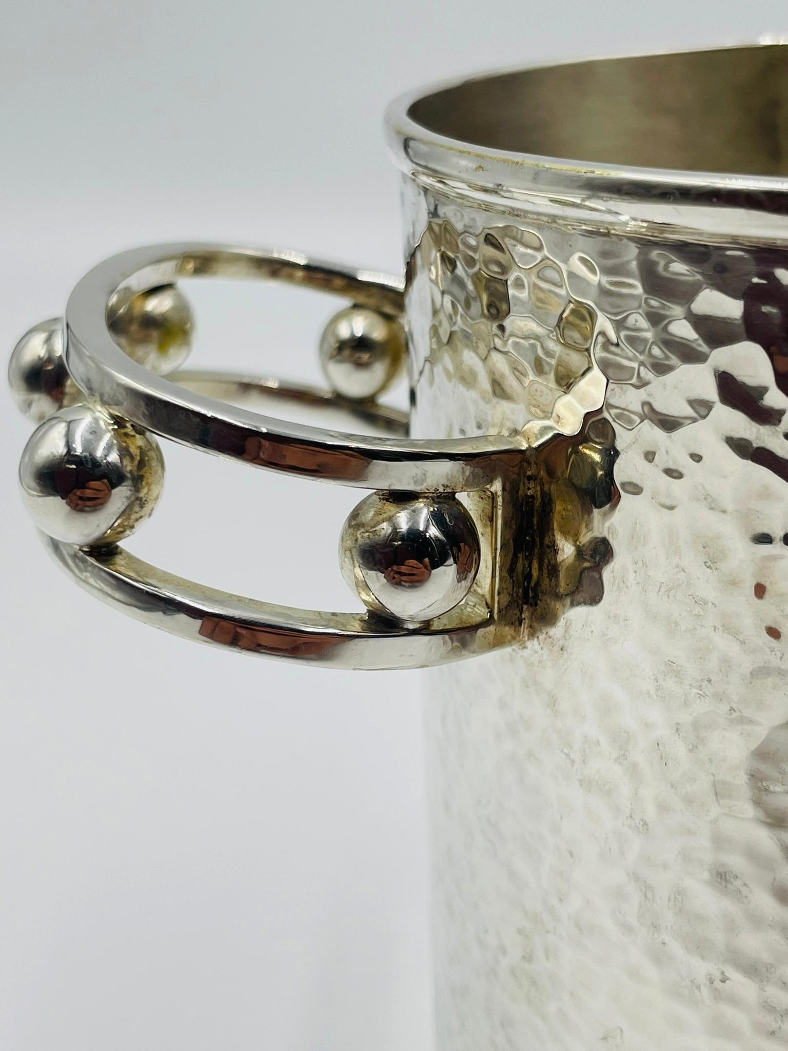 Secchiello per ghiaccio in argento martellato di Emilia Castillo, Modernismo messicano in vendita 9