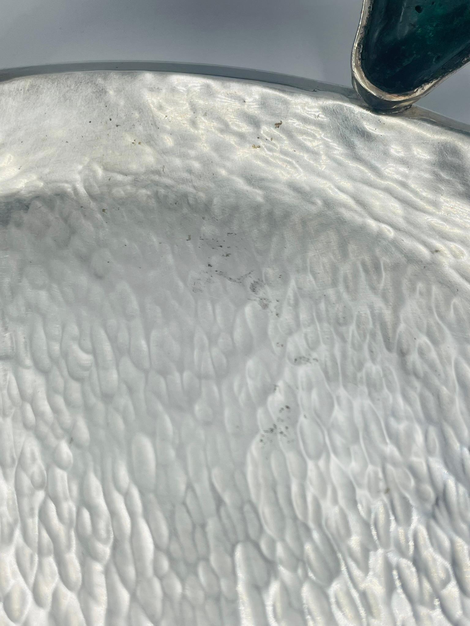 Hammered Silver Tray with Malachite Handle by Los Castillo, Mexican Modernism im Angebot 7