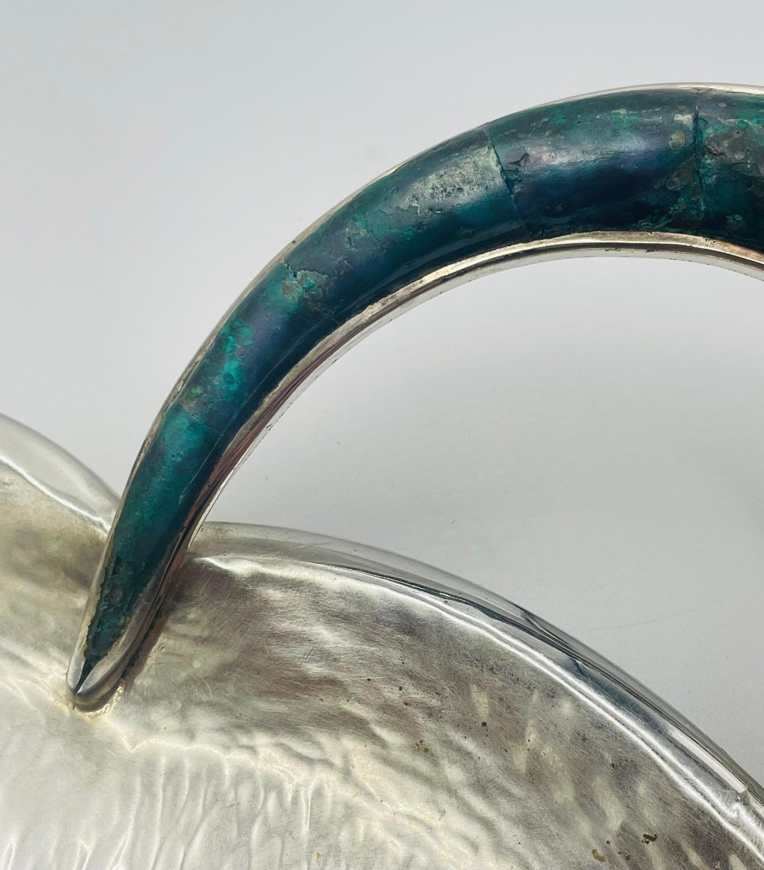 Hammered Silver Tray with Malachite Handle by Los Castillo, Mexican Modernism im Angebot 10