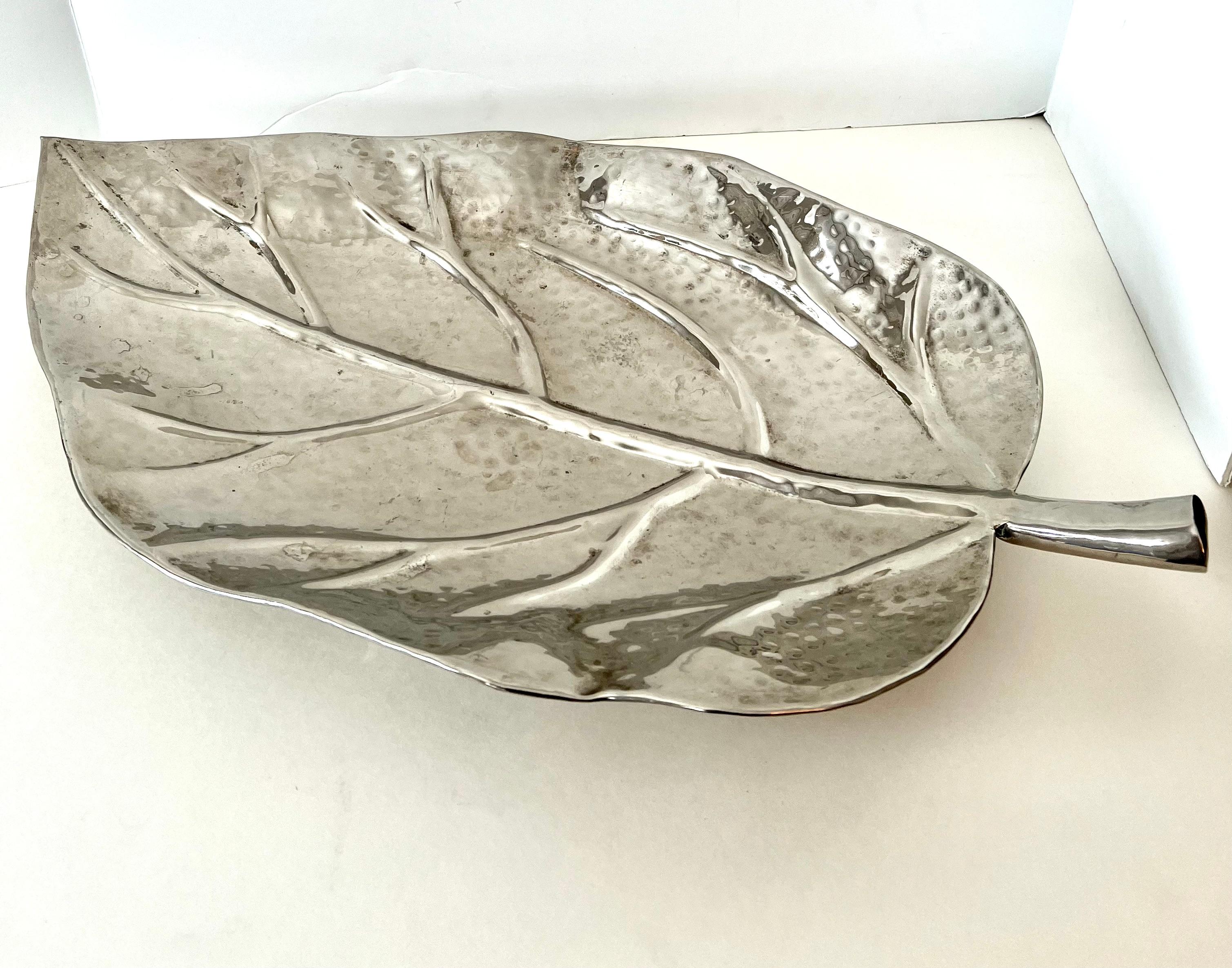 Hammered Silverplate Leaf Serving or Decorative Piece For Sale 2