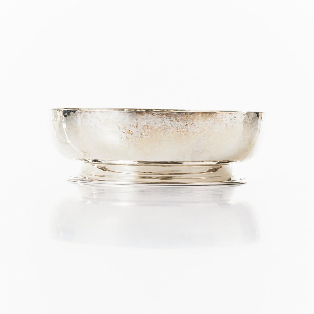 Hammered Sterling Silver Decorative Bowl, Mexico, 1950's  In Good Condition For Sale In Los Angeles, CA