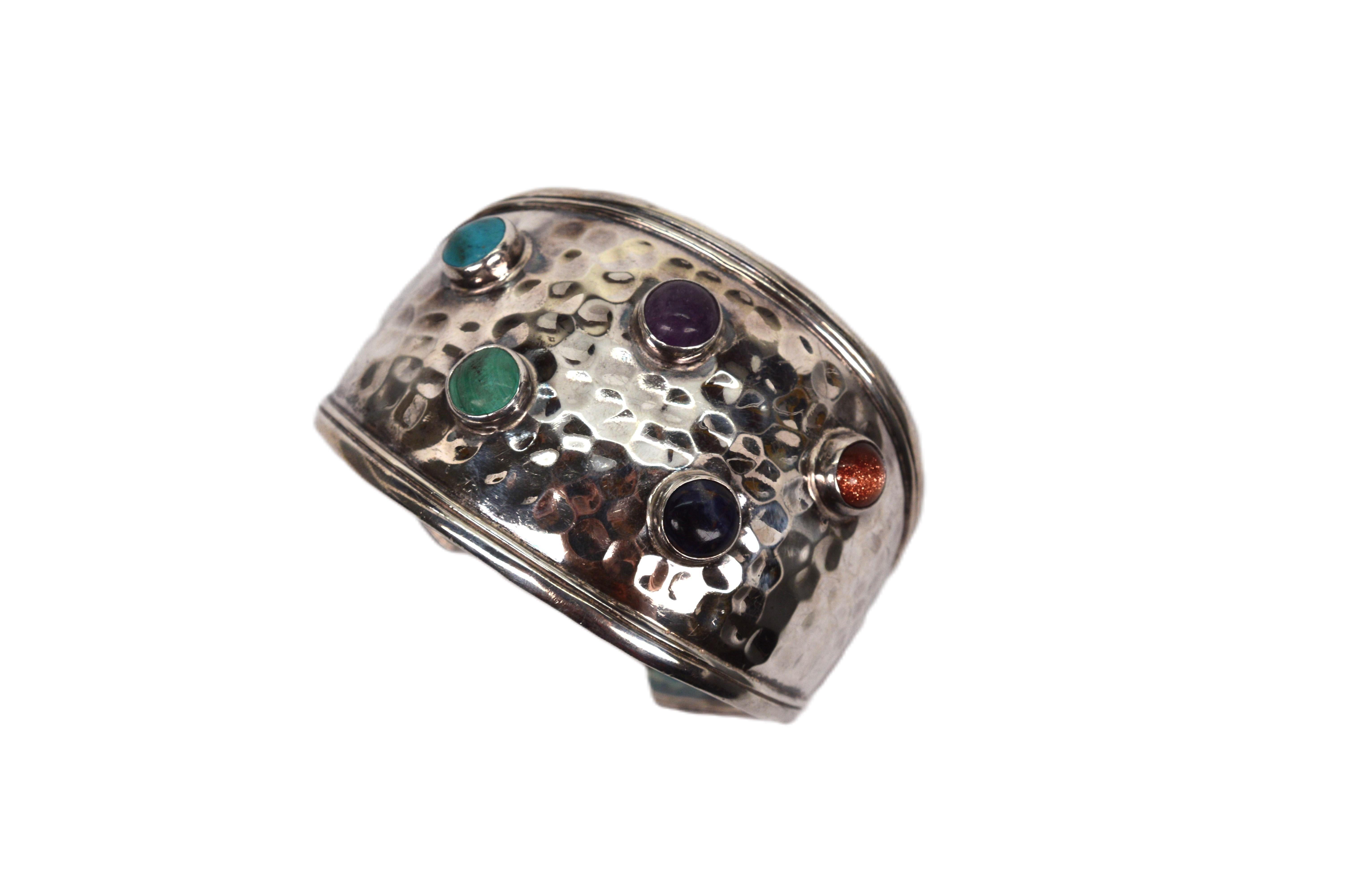 da uomo o donna Bracciale largo Jewell in argento massiccio martellato in vendita