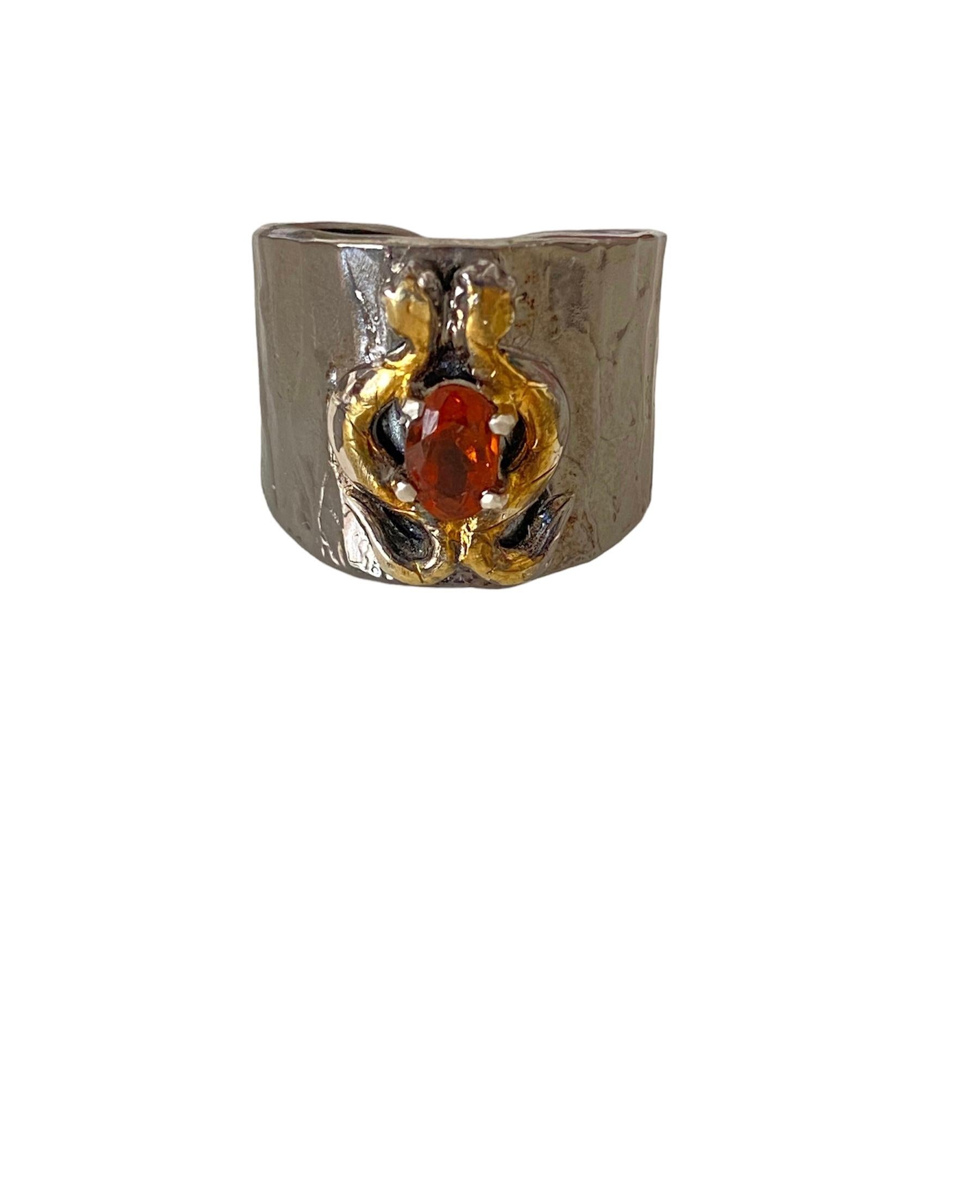 Hammered Vermeil 24k Gold Plated Silver Sterling Snakes Garnet Band Ring For Sale 4