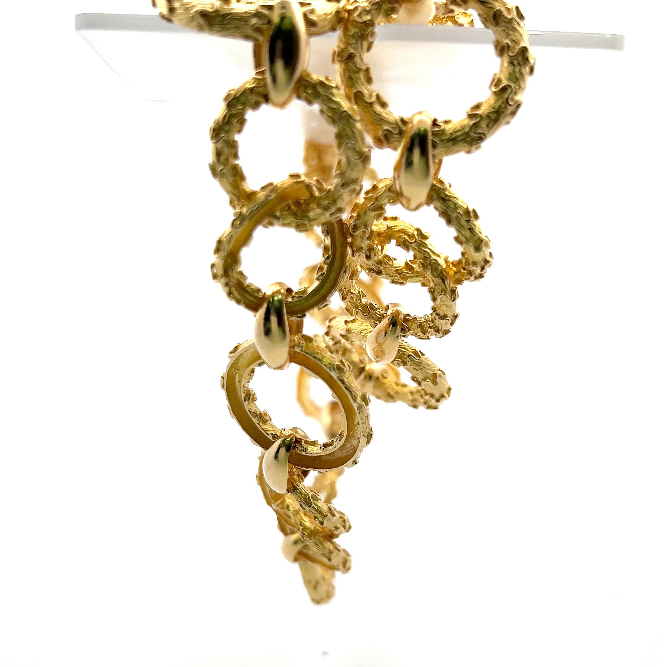 Diseñador:
CALDO DE MARTILLO
Título:
Collar de eslabones Hammerman Broth de oro amarillo de 18 quilates
Estilo:
Enlace
Metal:
oro amarillo de 18 quilates
Dimensión:
32*1,06*0,28IN `
Peso:
202,3 gramos
Estado:
Vintage y Estate
Identificación del