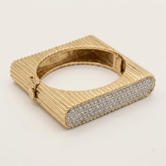Hammerman Brothers 1.5 Carat Diamond Fluted Bangle in 14k Yellow Gold