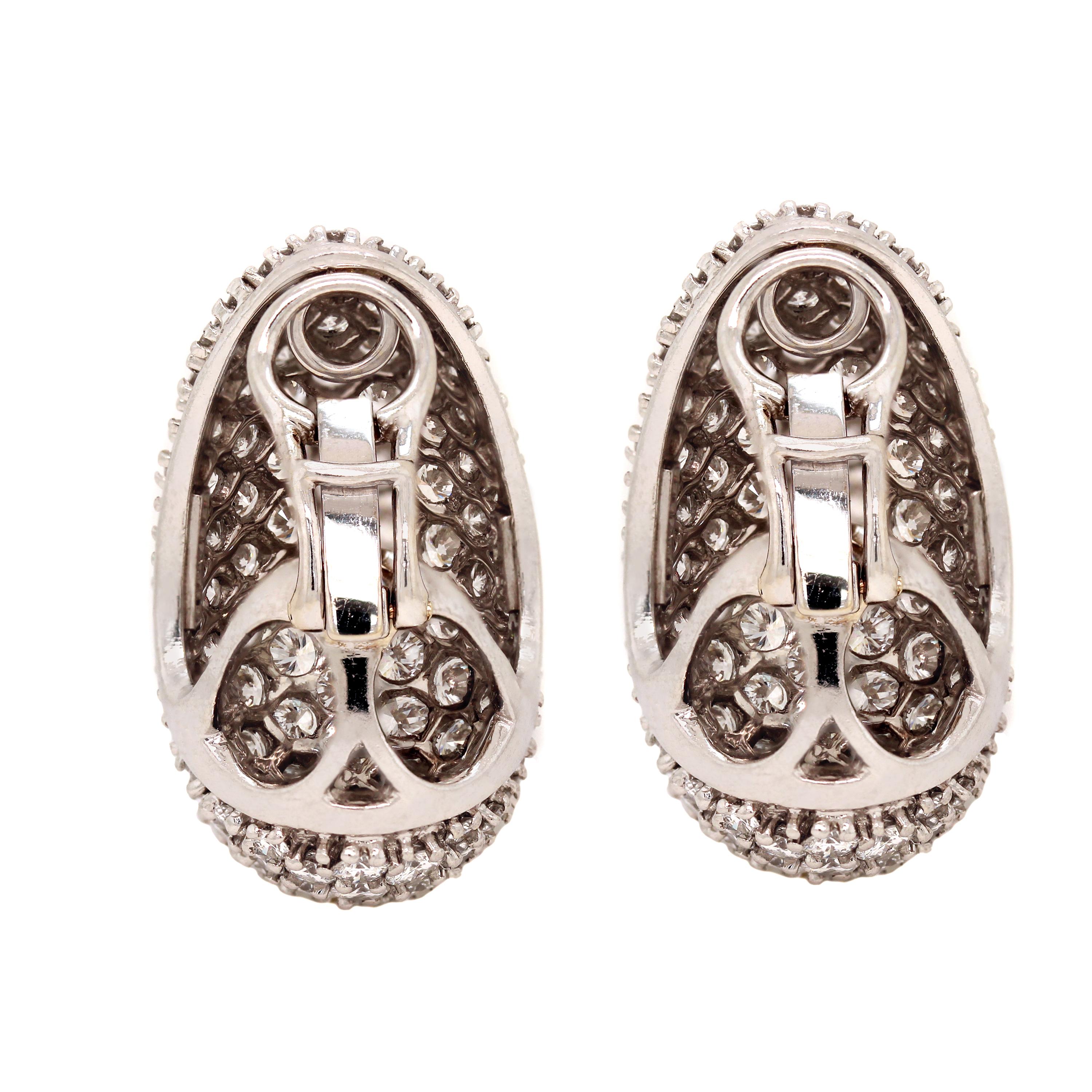 Moderne Hammerman Brothers, pendants d'oreilles en platine avec diamants de 15 carats en vente